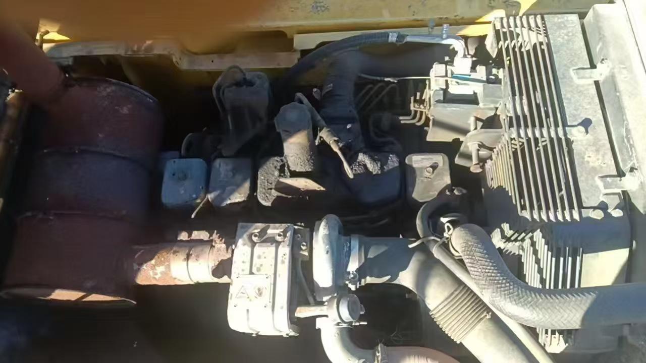 Buy Komatsu PC270-7 Used Excavator / 5