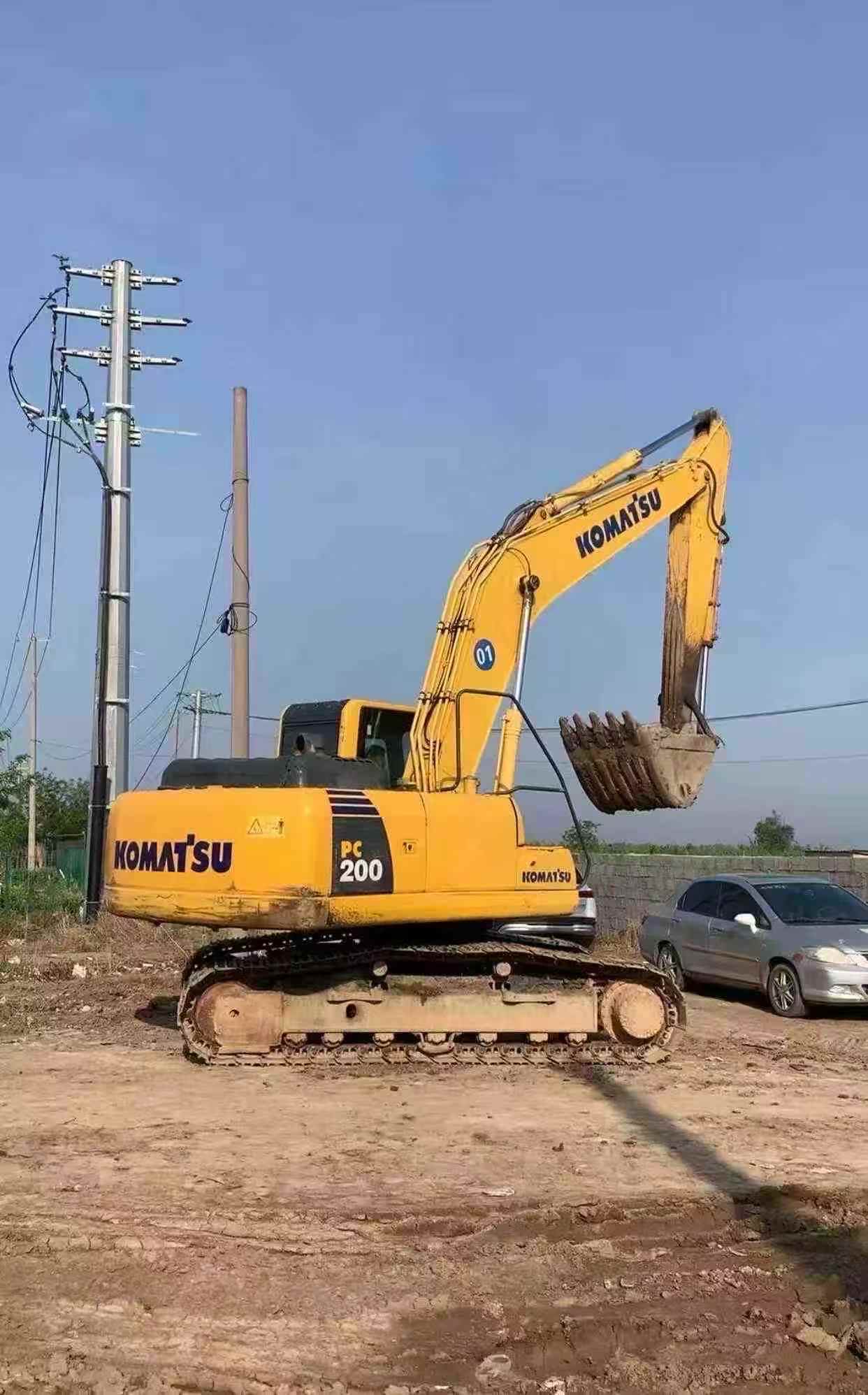 Buy Komatsu PC200-8 Used Excavator / 2