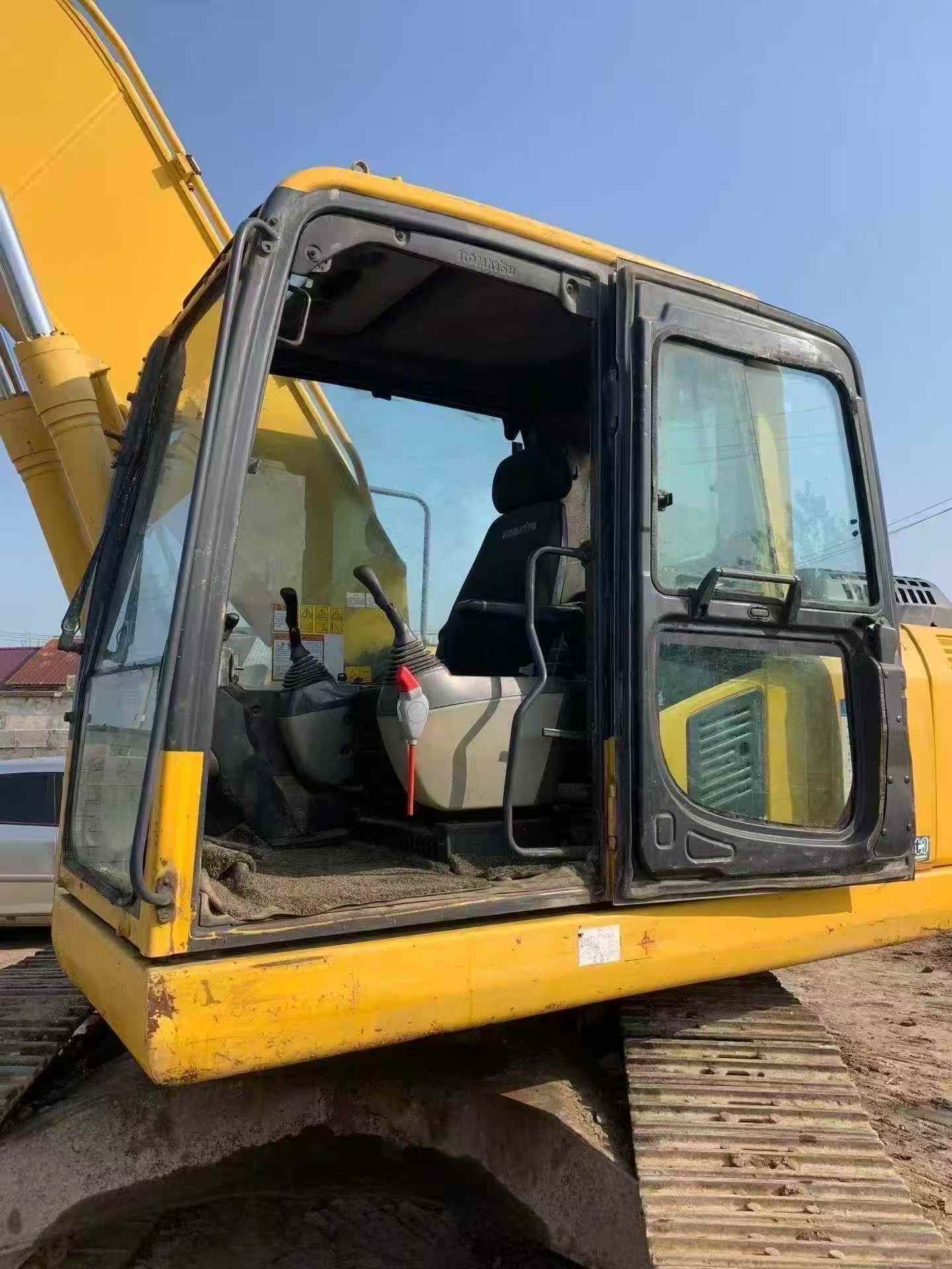 Buy Komatsu PC200-8 Used Excavator / 7