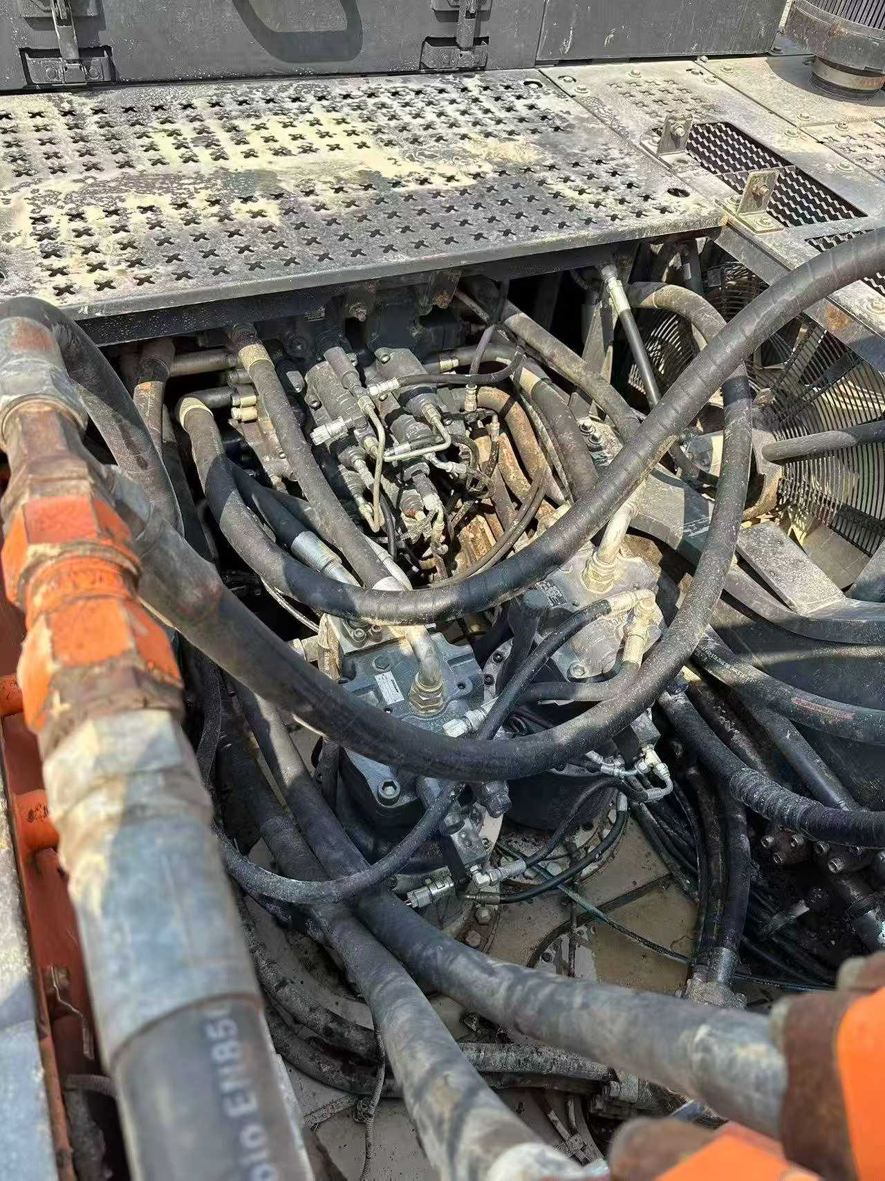 Buy Doosan DX500-SS Used Excavator / 3