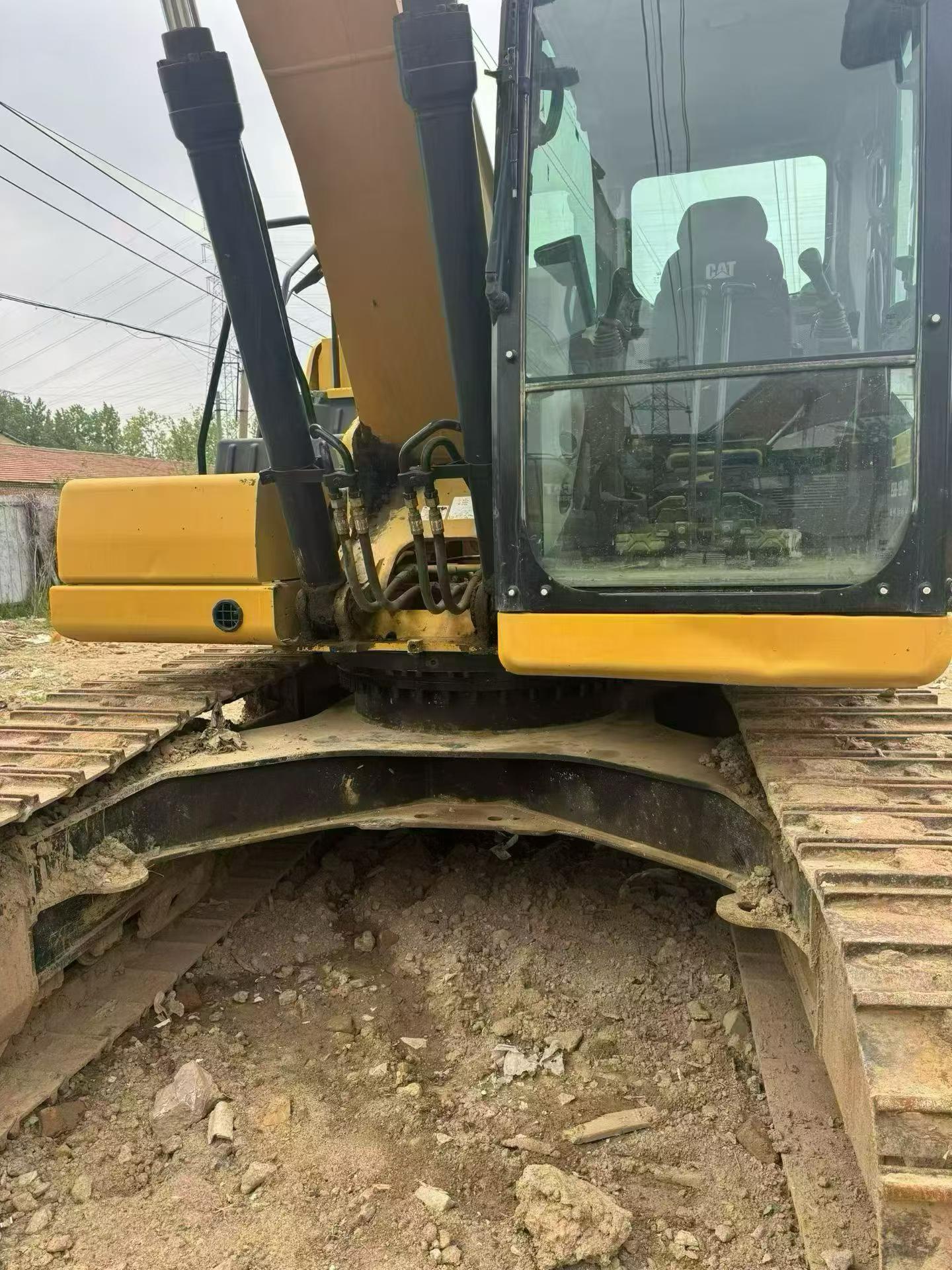 Buy Caterpillar 320A Used Excavator / 3