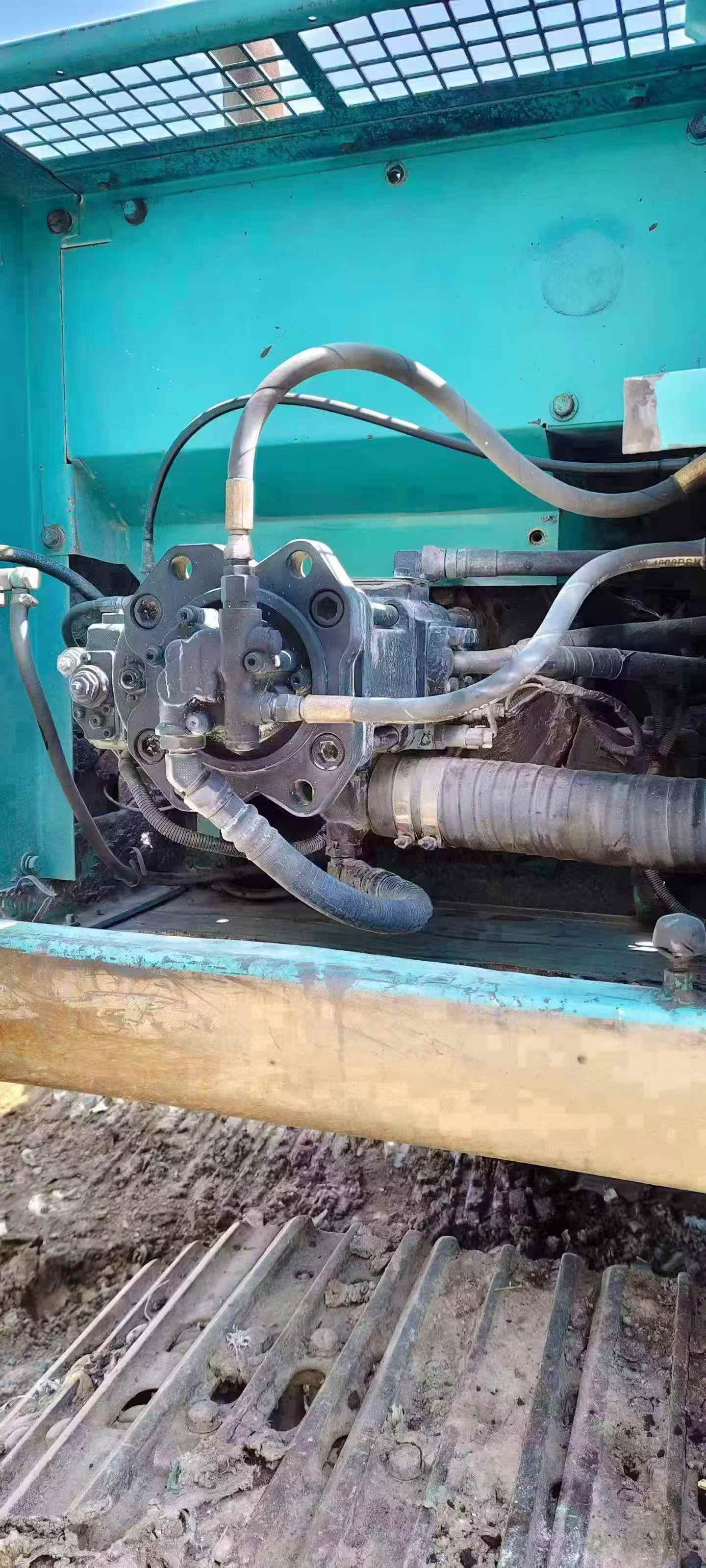 Buy Kobelco SK200-9 Used Excavator / 9