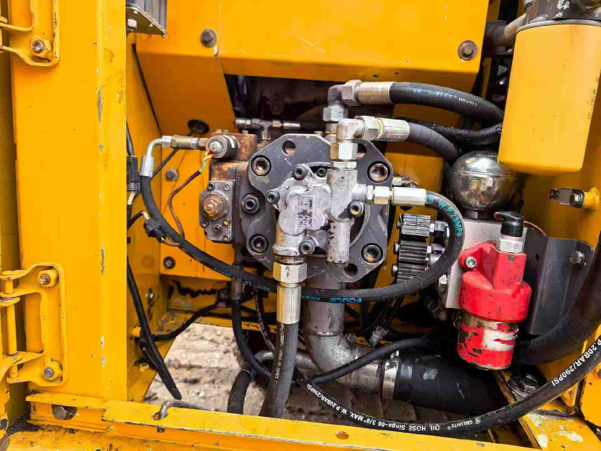 Buy XCMG XE150 Used Excavator / 7