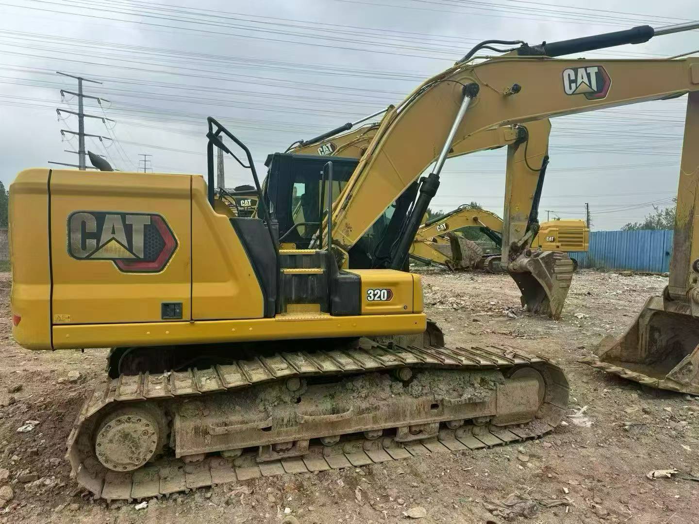 Buy Caterpillar 320A Used Excavator / 2