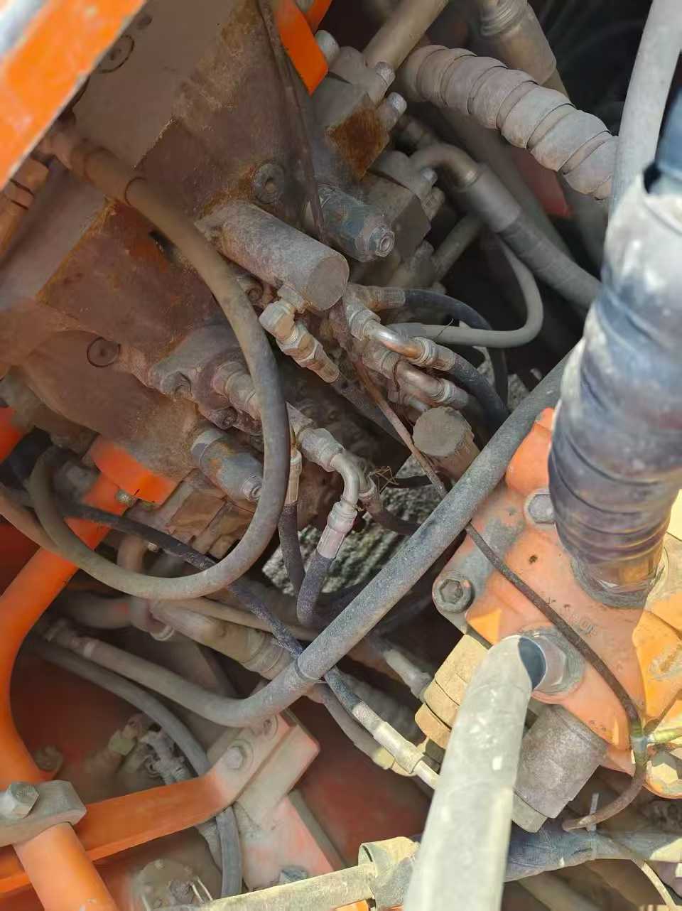 Buy Doosan DH225-7 Used Excavator / 6
