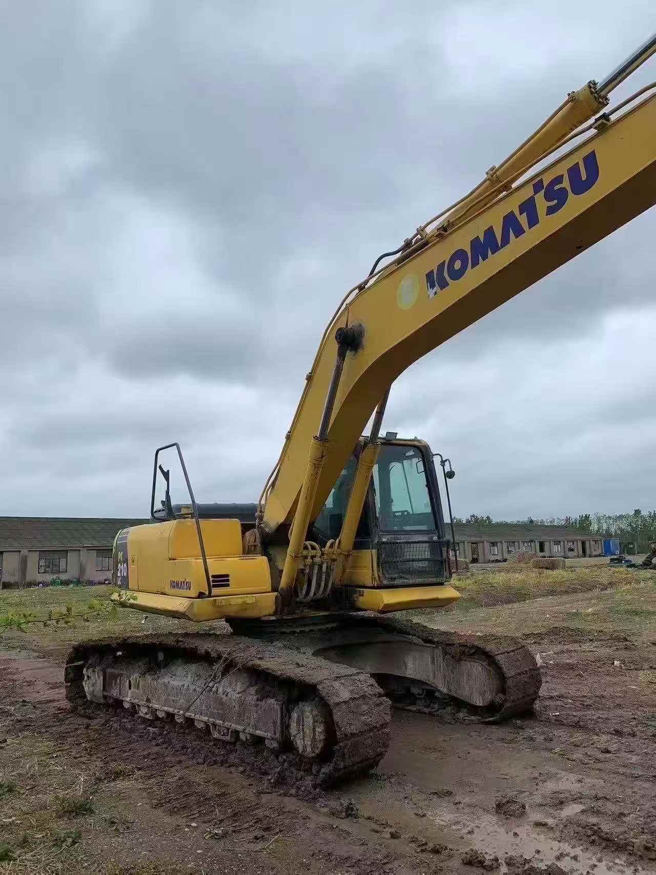 Buy Komatsu PC210LC-8 Used Excavator / 9
