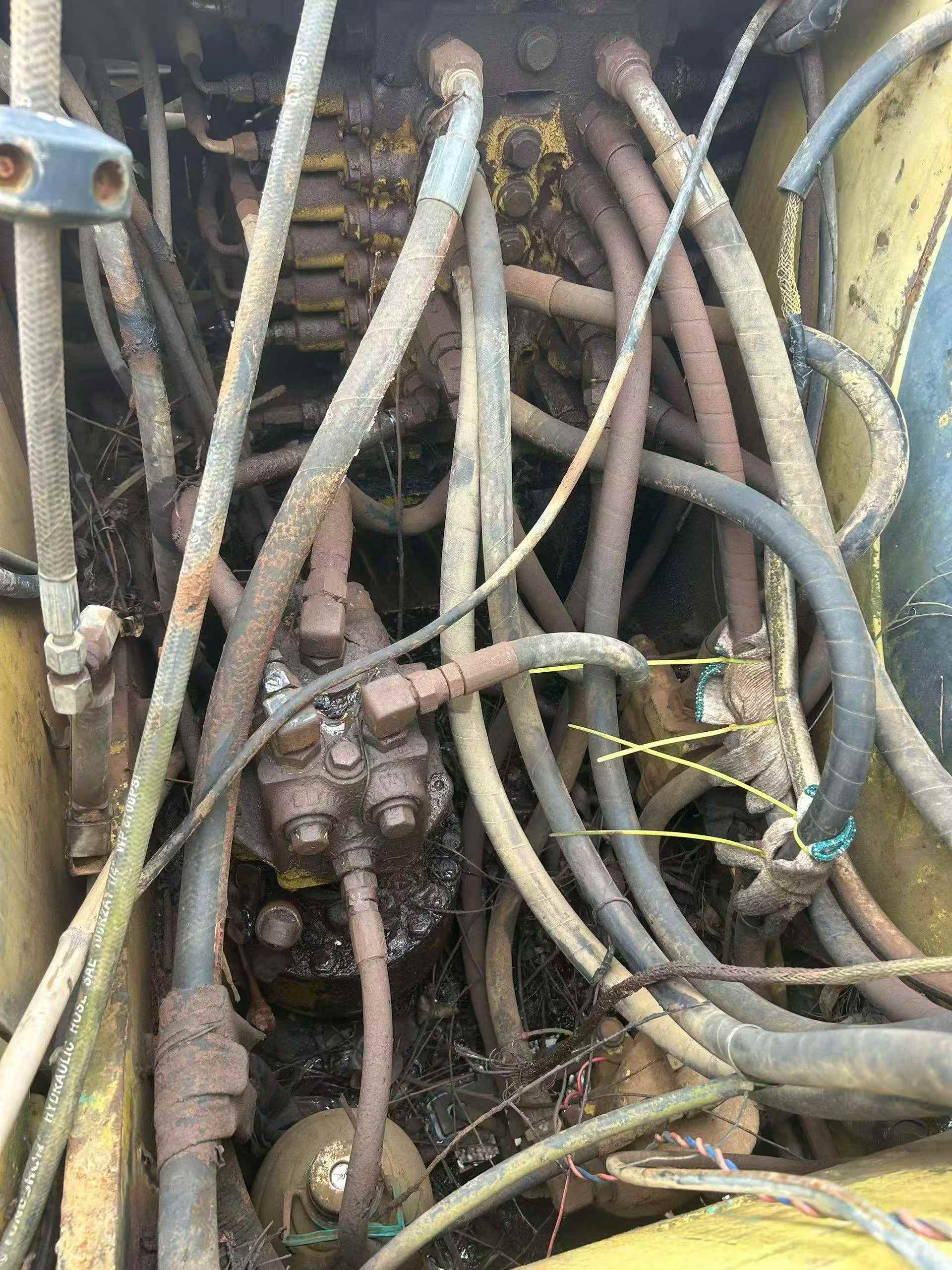 Buy Komatsu PC120-6 Used Excavator / 6