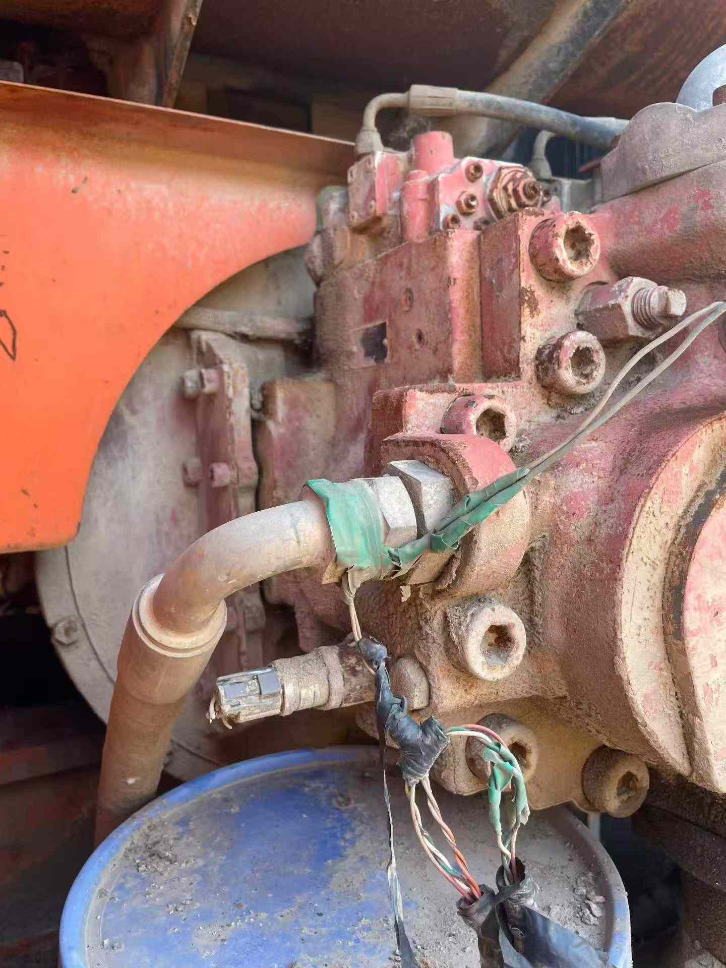 Buy Doosan DH370 Used Excavator / 9