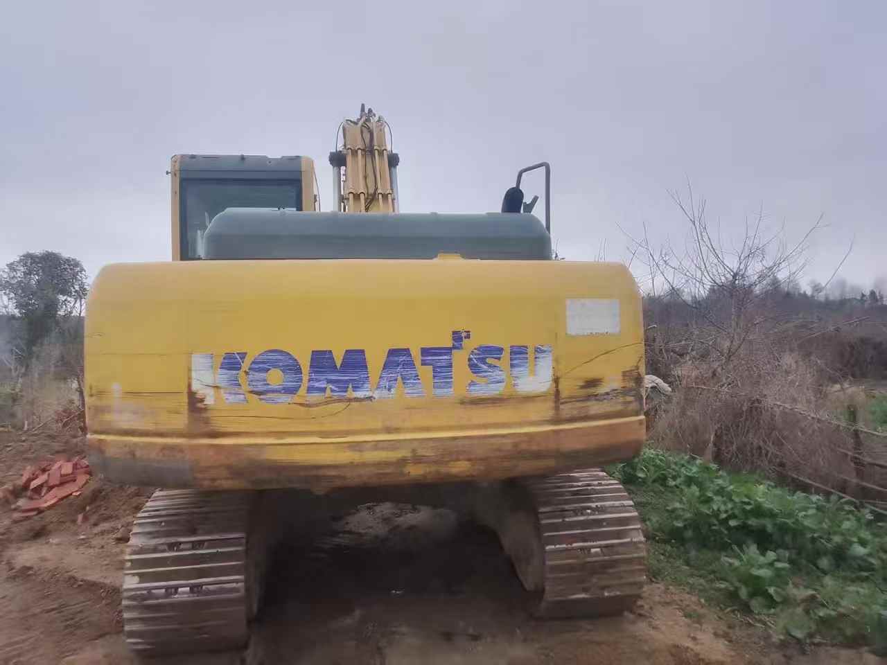 Buy Komatsu PC200-8 Used Excavator / 3