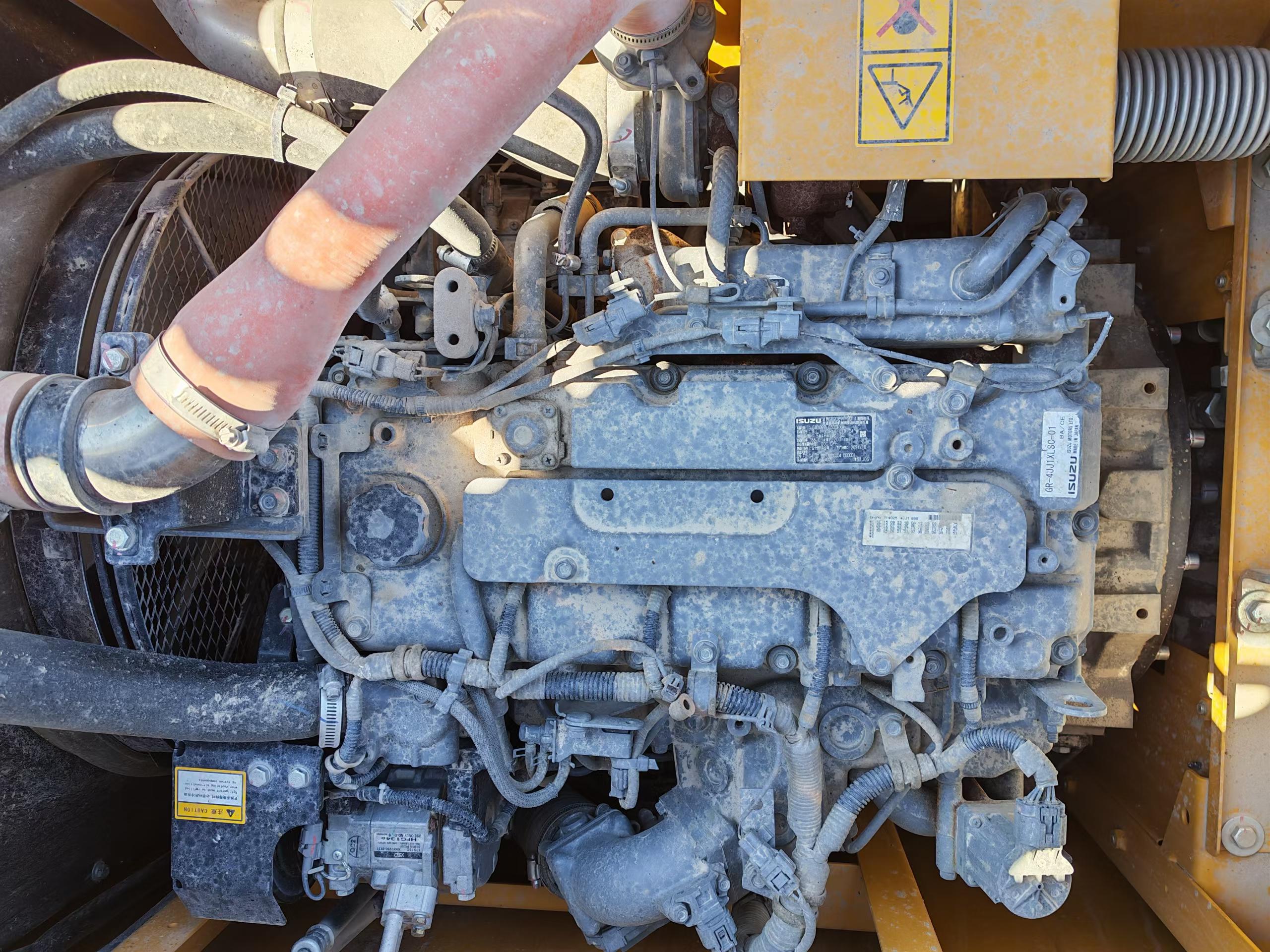 شراء حفارة Sany SY135 مستعملة / 5