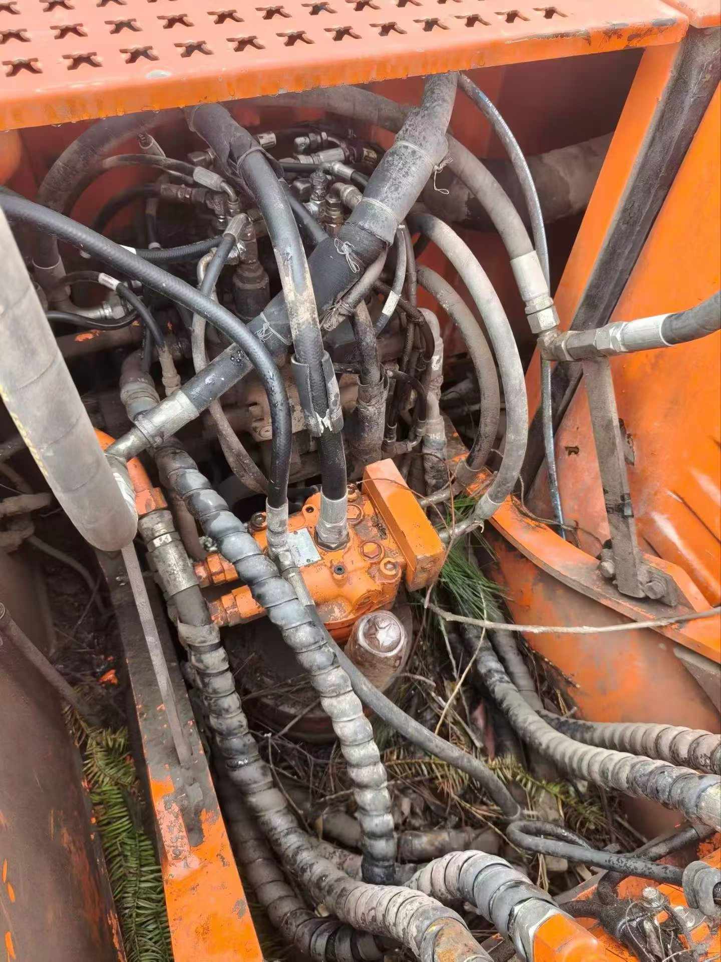 Buy Doosan DX120 Used Excavator / 6
