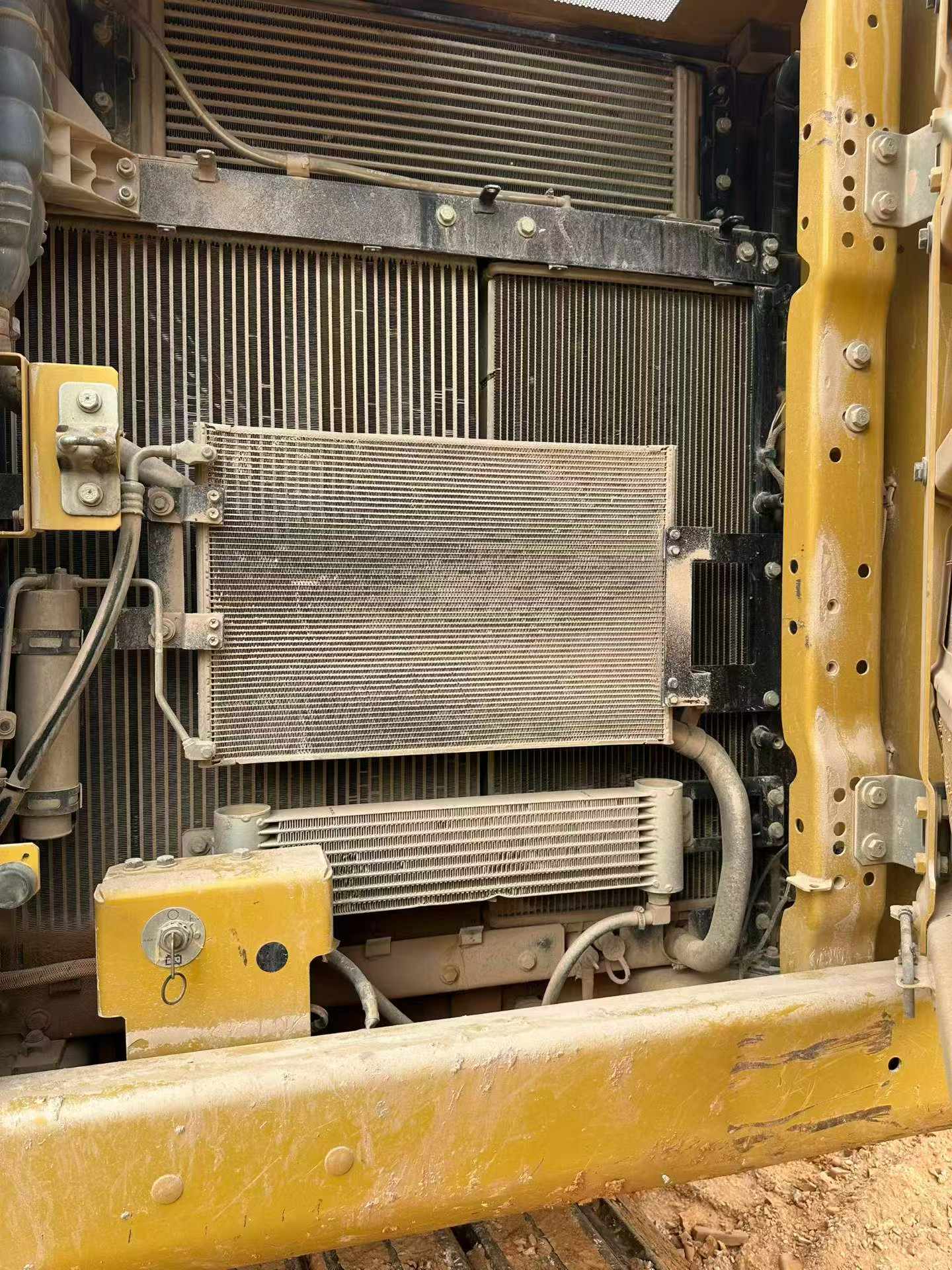 Buy Caterpillar 320GC Used Excavator / 8