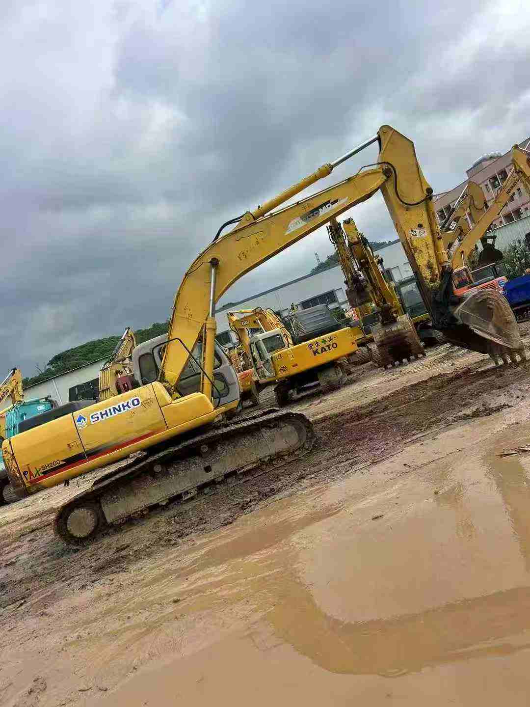 شراء حفارة Sumitomo SH200A3 مستعملة / 4