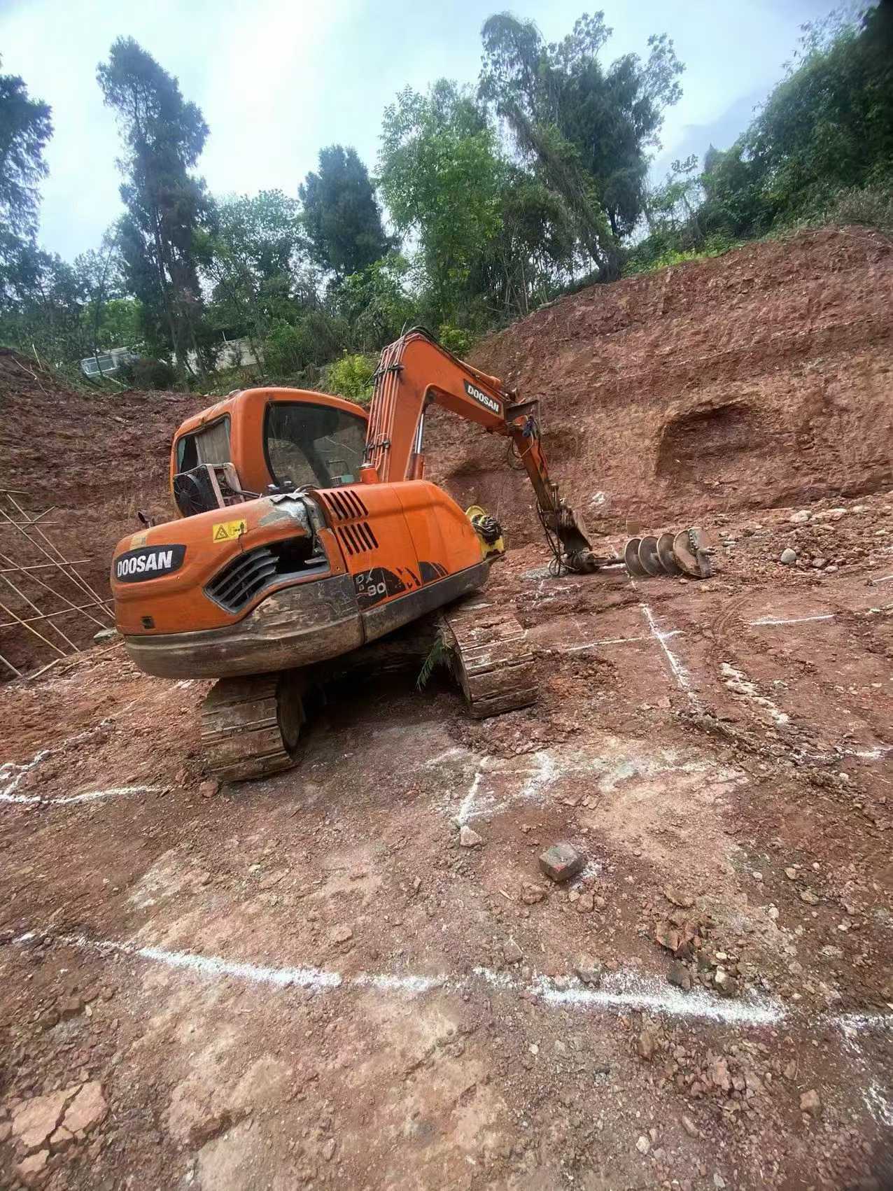 Buy Doosan DX75 Used Excavator / 3