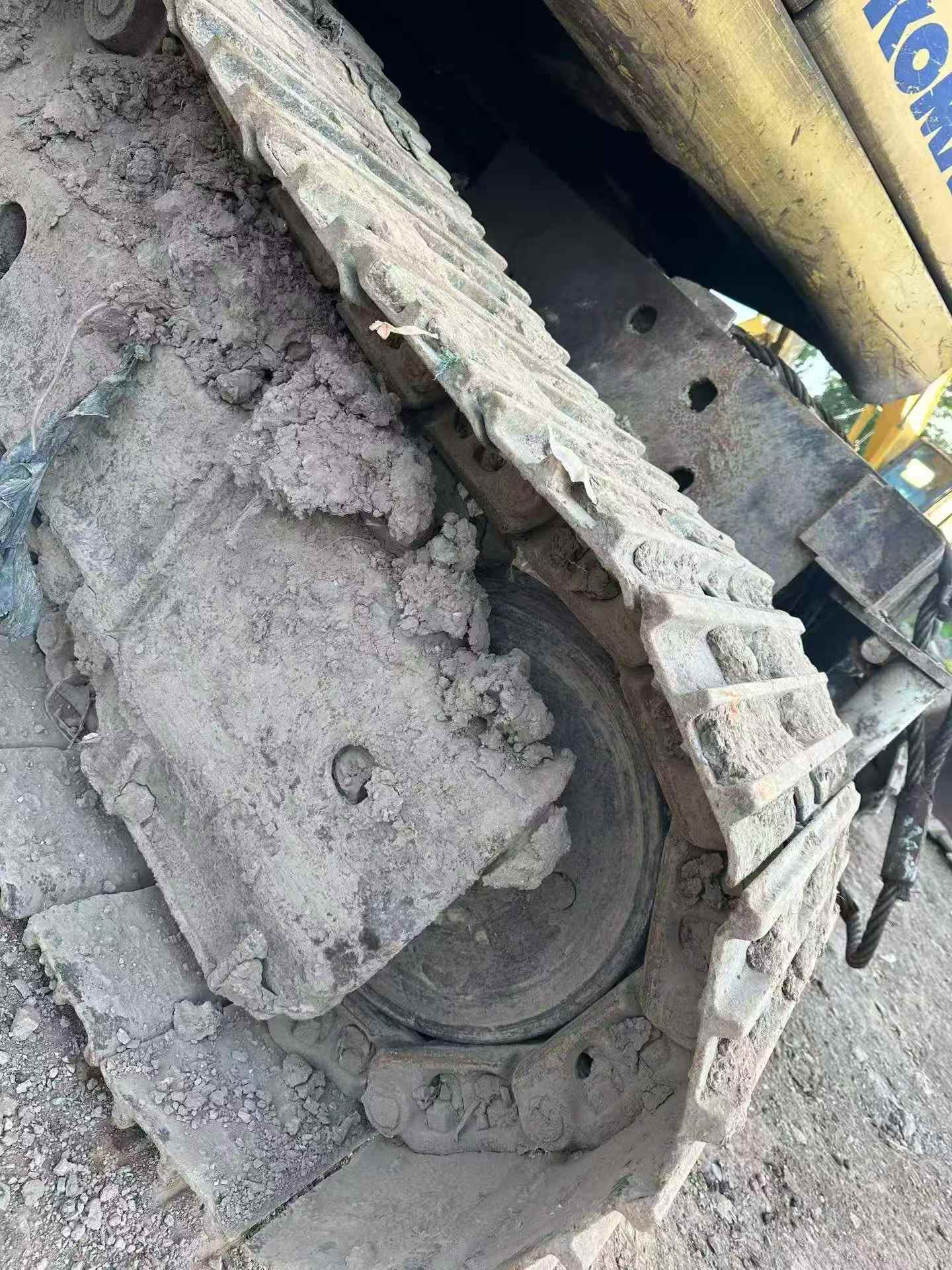 Купить Подержанный Экскаватор Komatsu PC200-8 / 7
