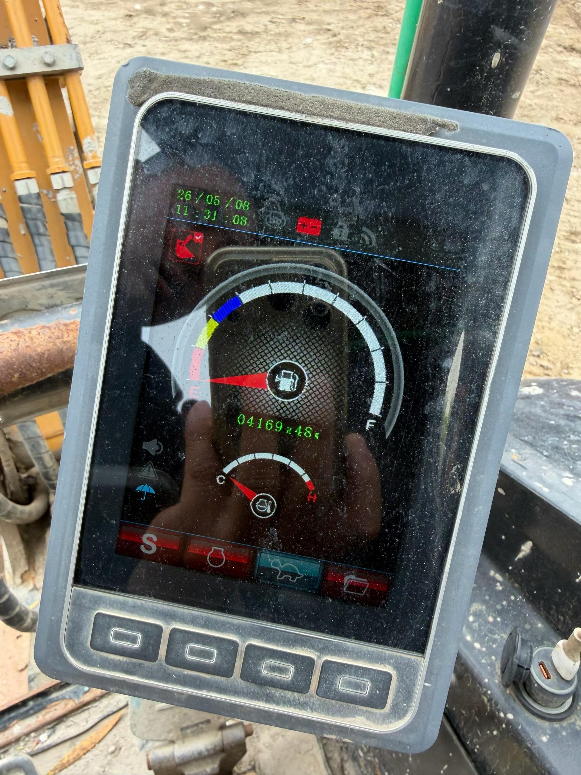 Buy Sany SY26U Used Excavator / 8