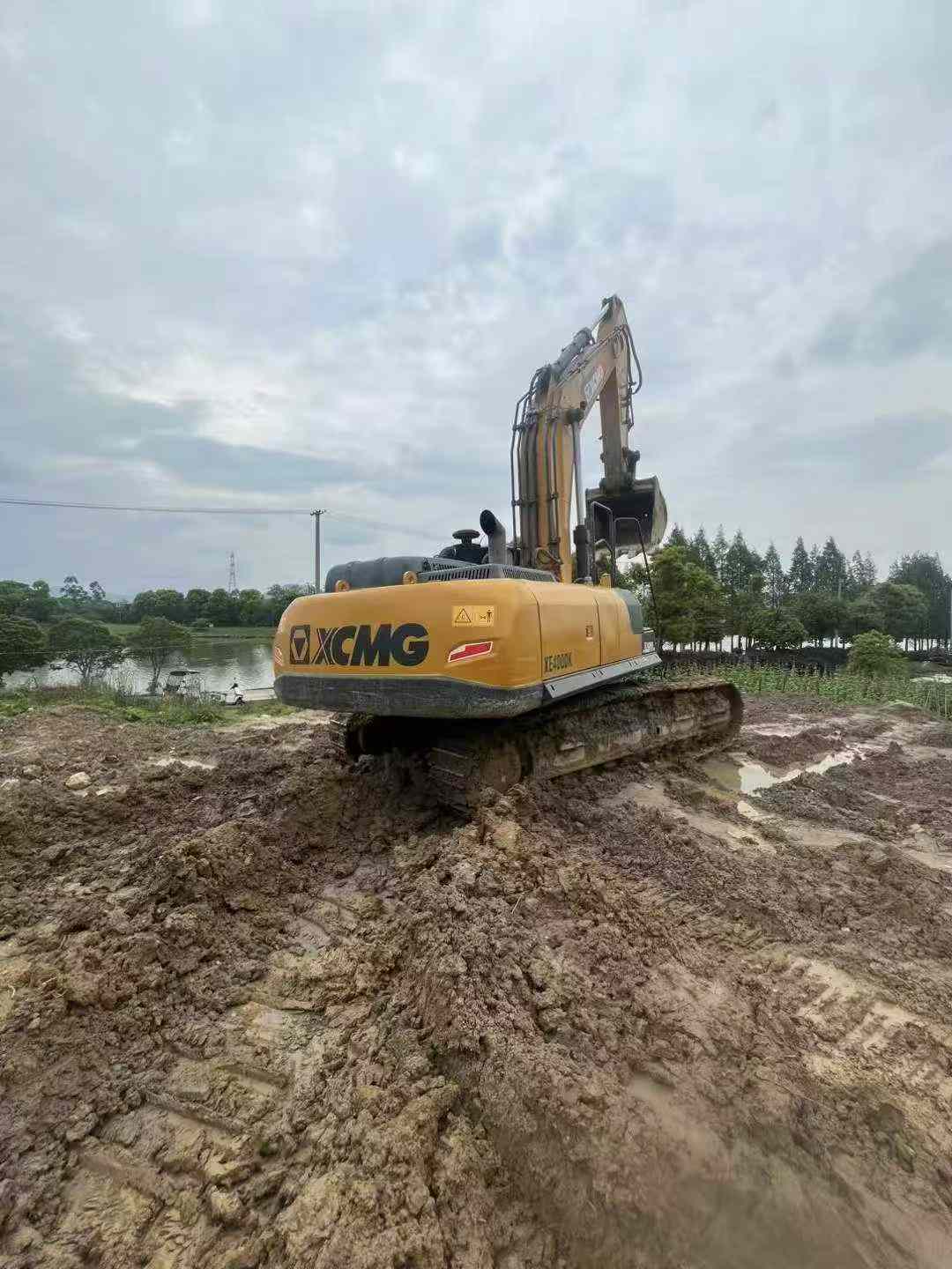 Buy XCMG XE400T Used Excavator / 5