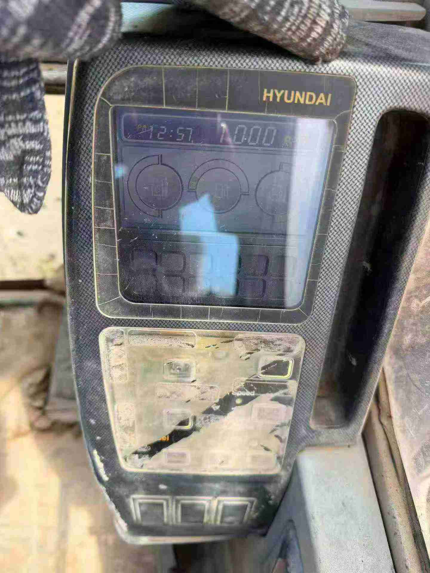 Buy Hyundai R110VS Used Excavator / 8