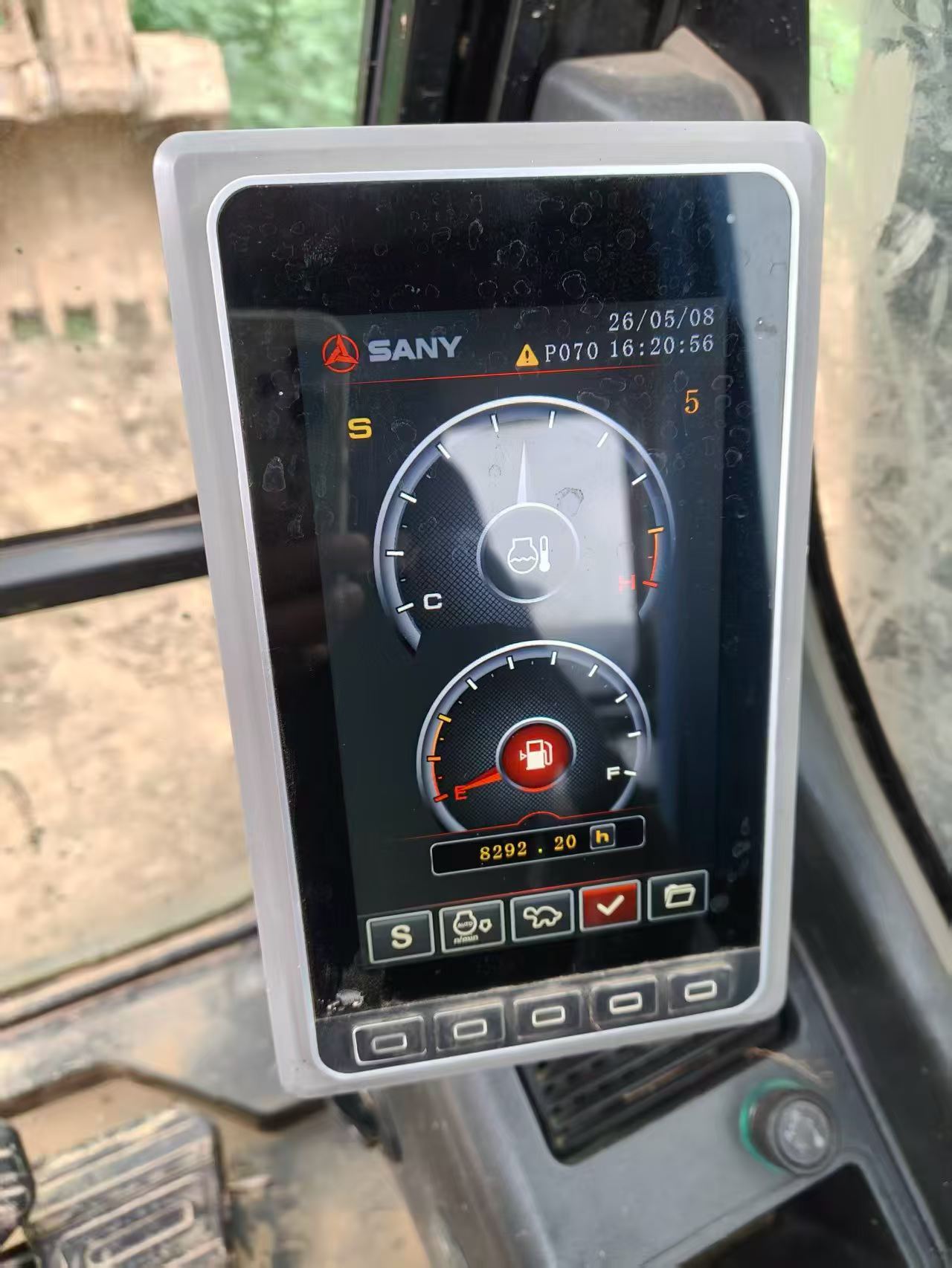 Buy Sany SY205C Used Excavator / 2