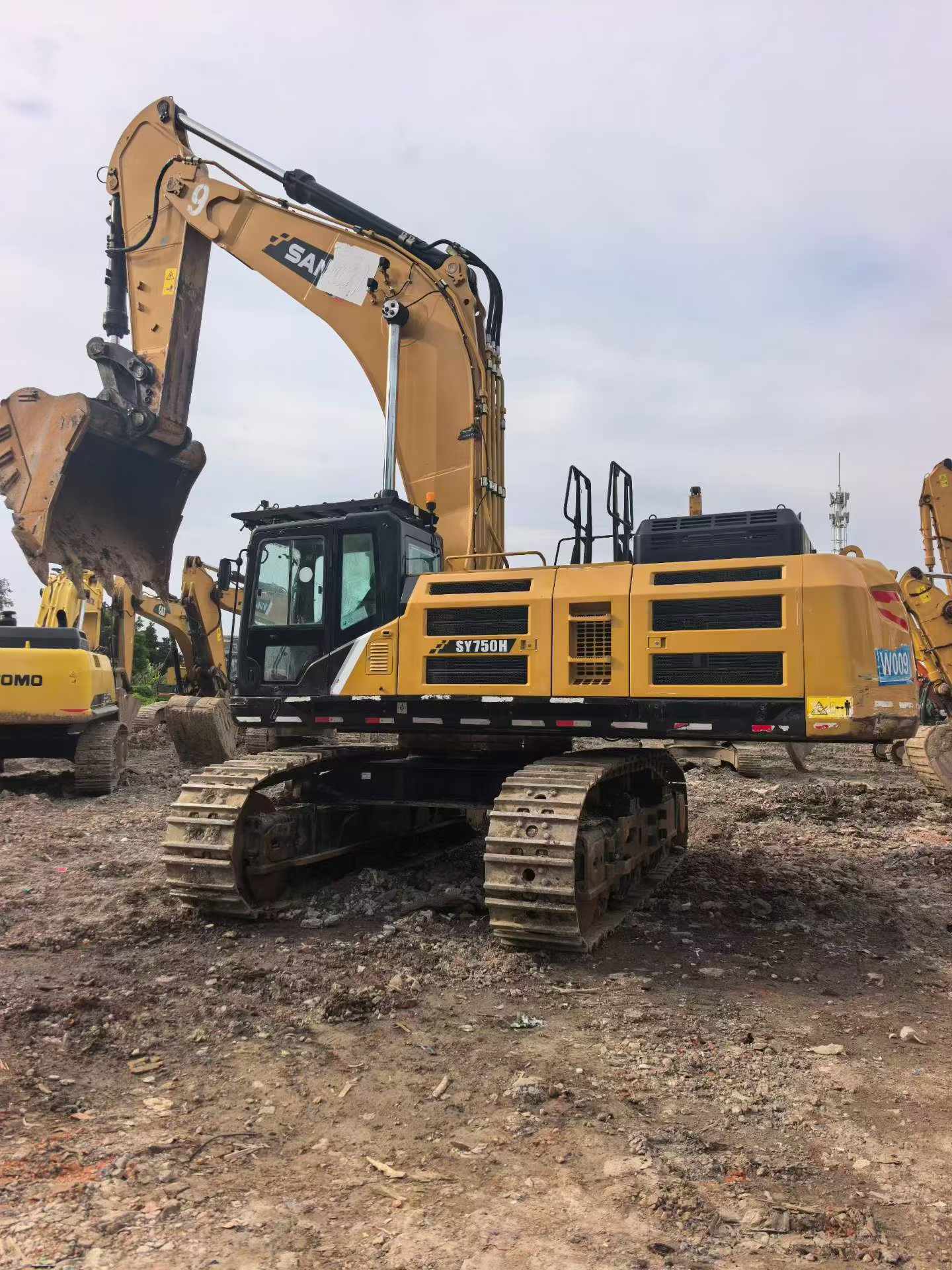 شراء حفارة Sany SY750H مستعملة / 3