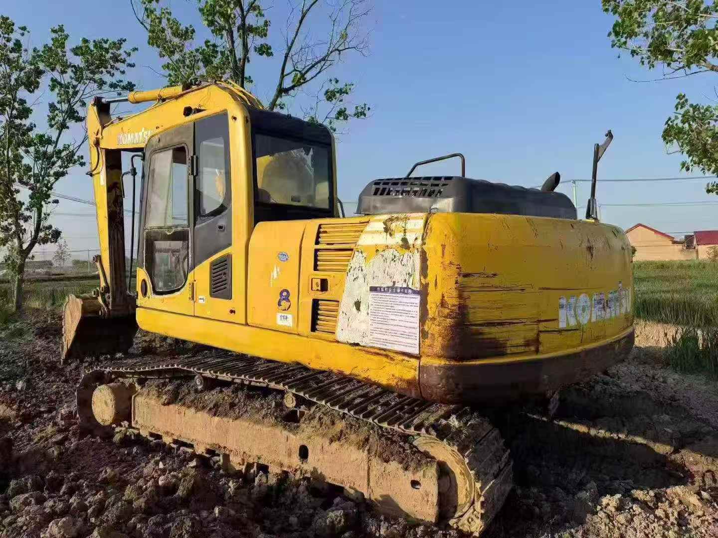 Buy Komatsu PC200-8 Used Excavator / 2