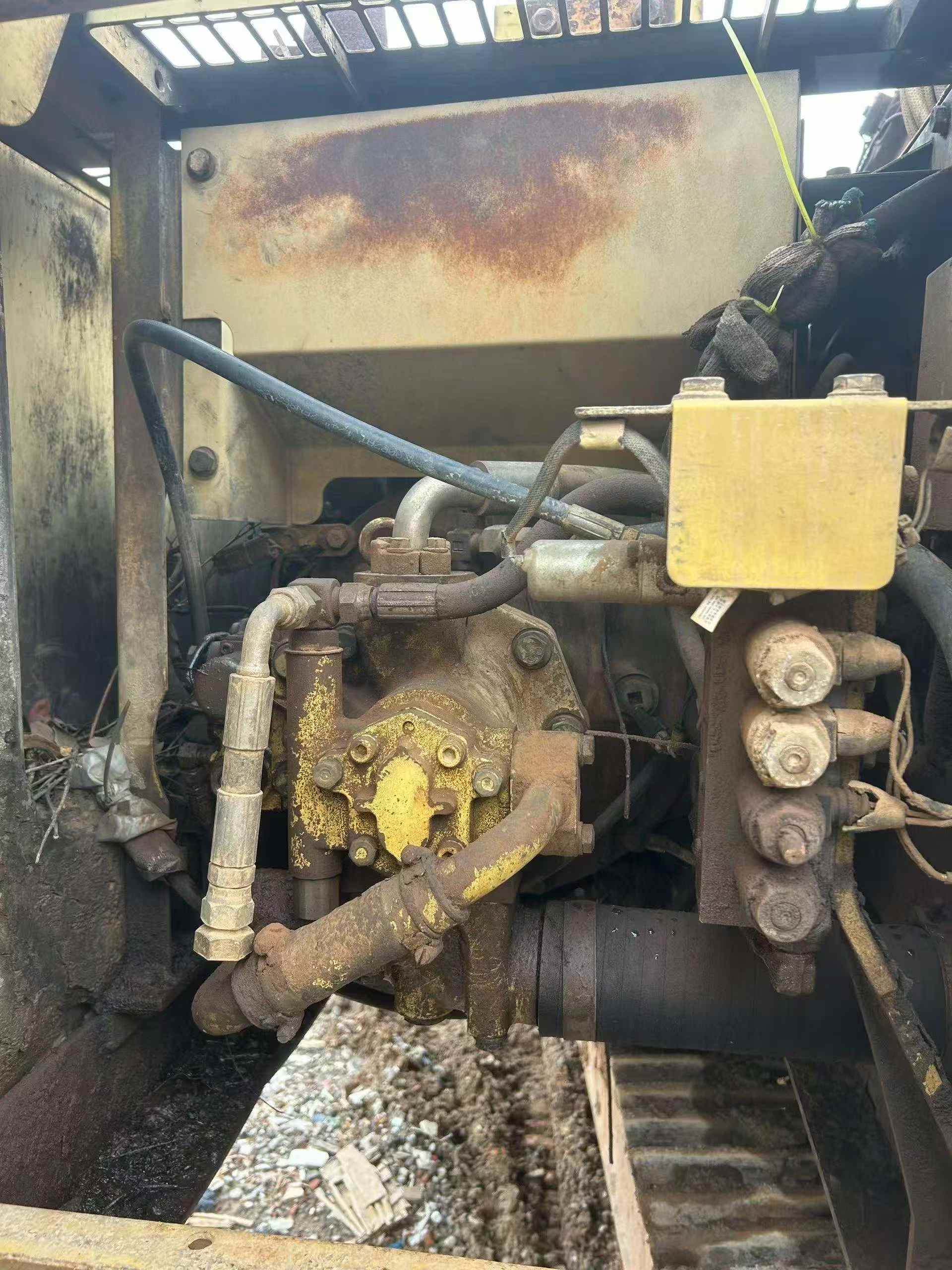 Buy Komatsu PC120-6 Used Excavator / 5