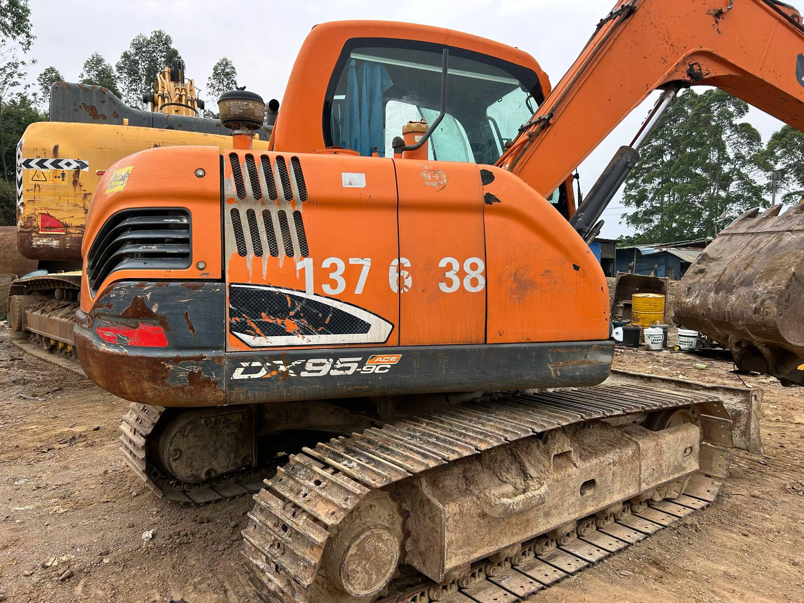 Buy Doosan DX75 Used Excavator / 5