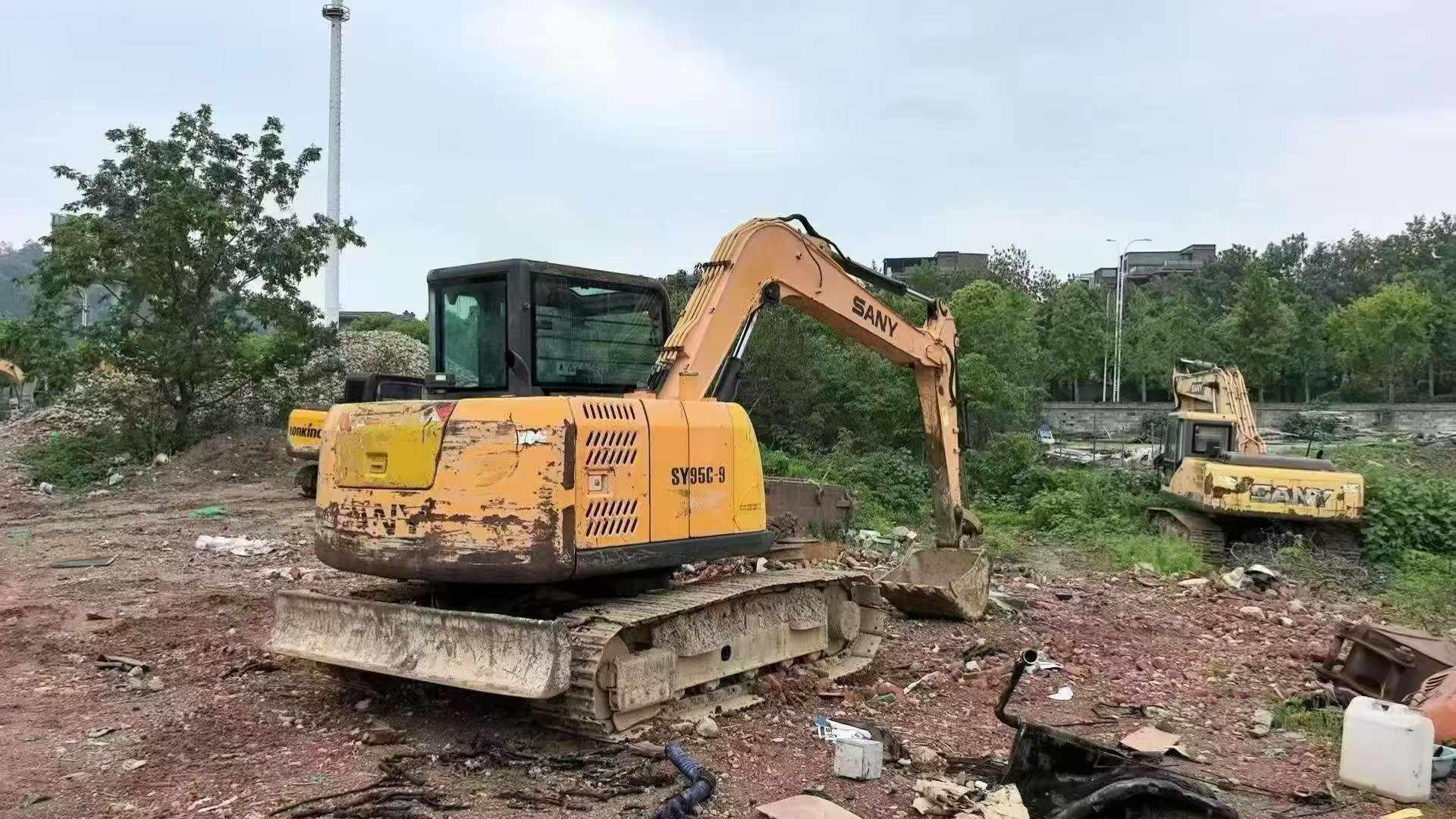 Buy Sany SY75 Used Excavator / 3