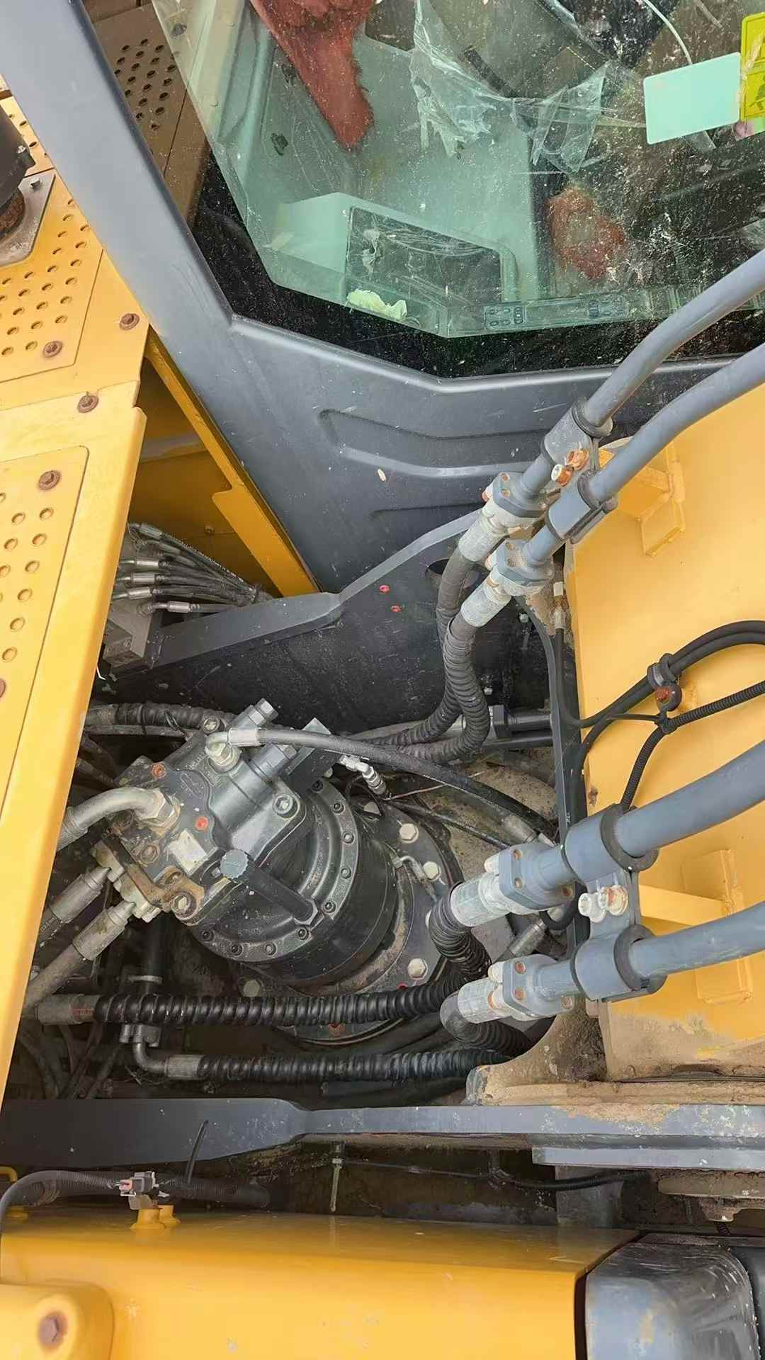 Buy XCMG XE200 Used Excavator / 7