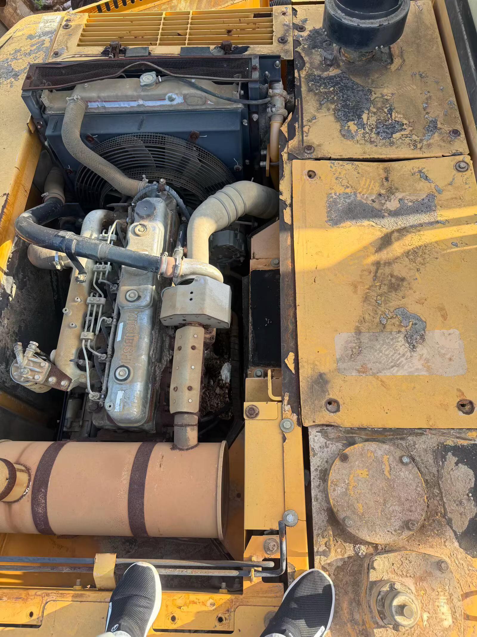 Buy Sany SY215C-8 Used Excavator / 4