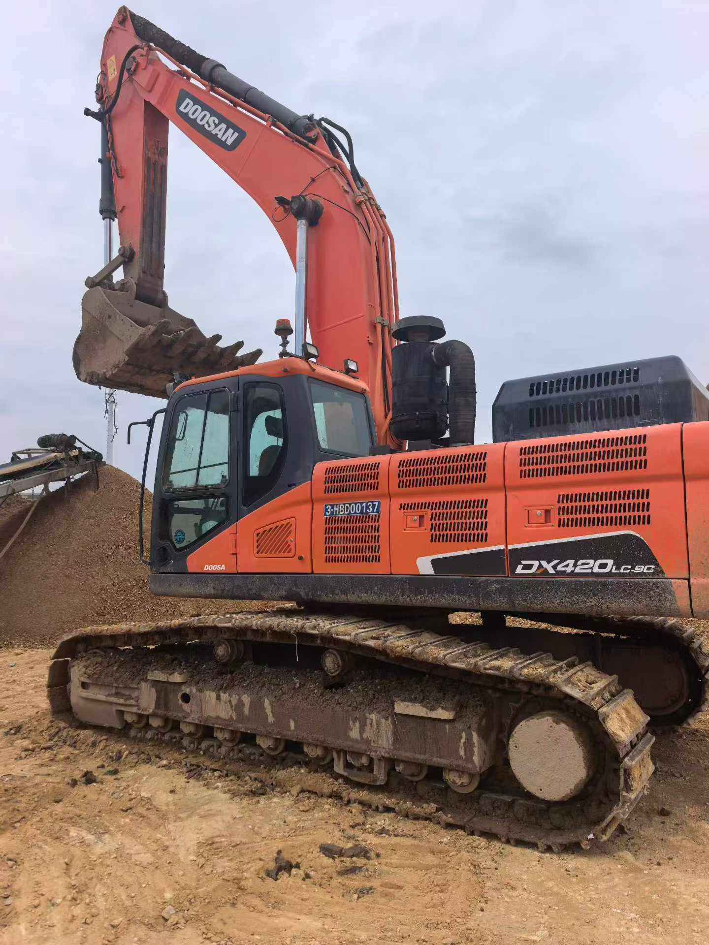 Buy Doosan DH420 Used Excavator / 3