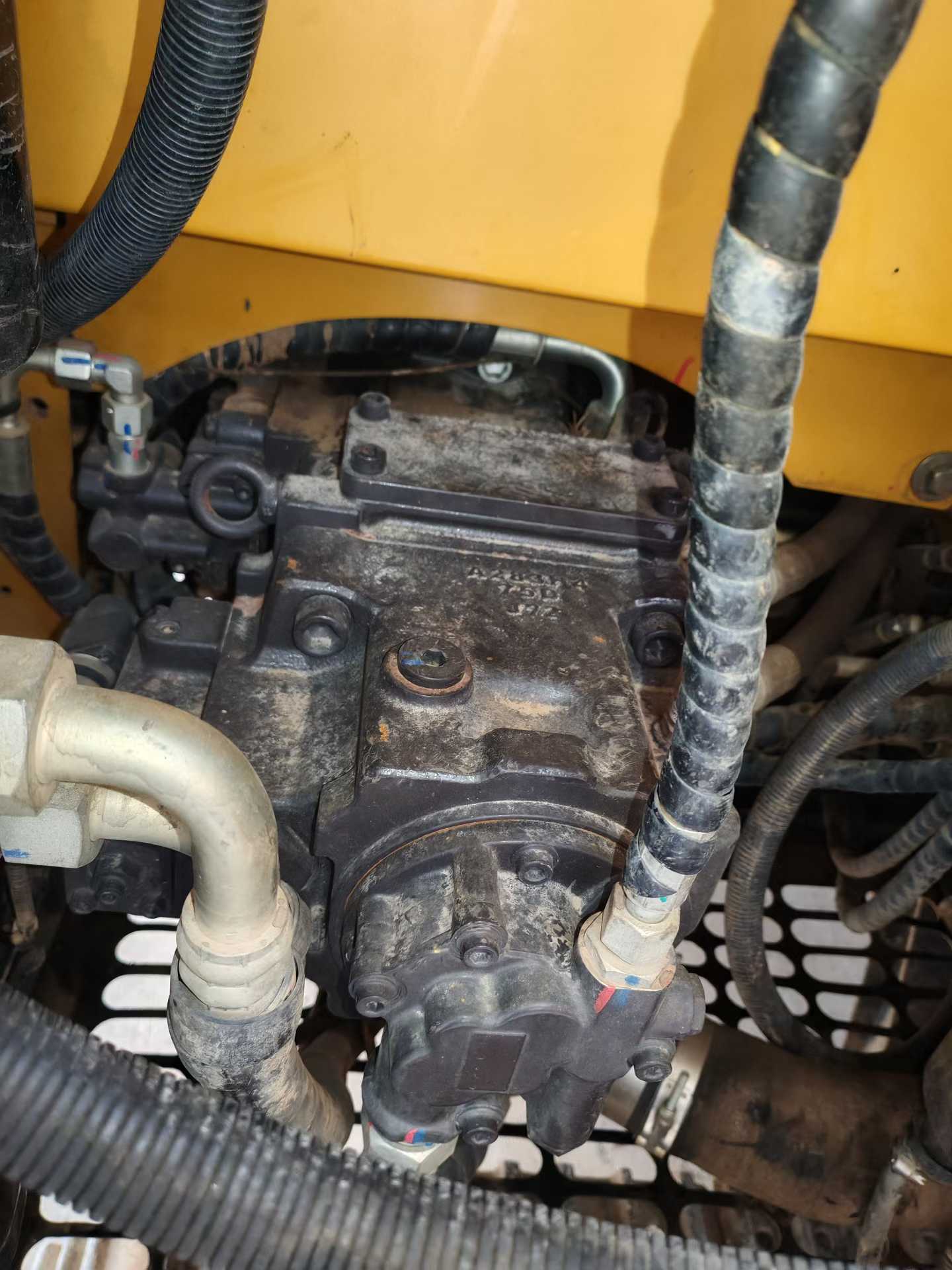 Buy Sany SY125C Used Excavator / 5