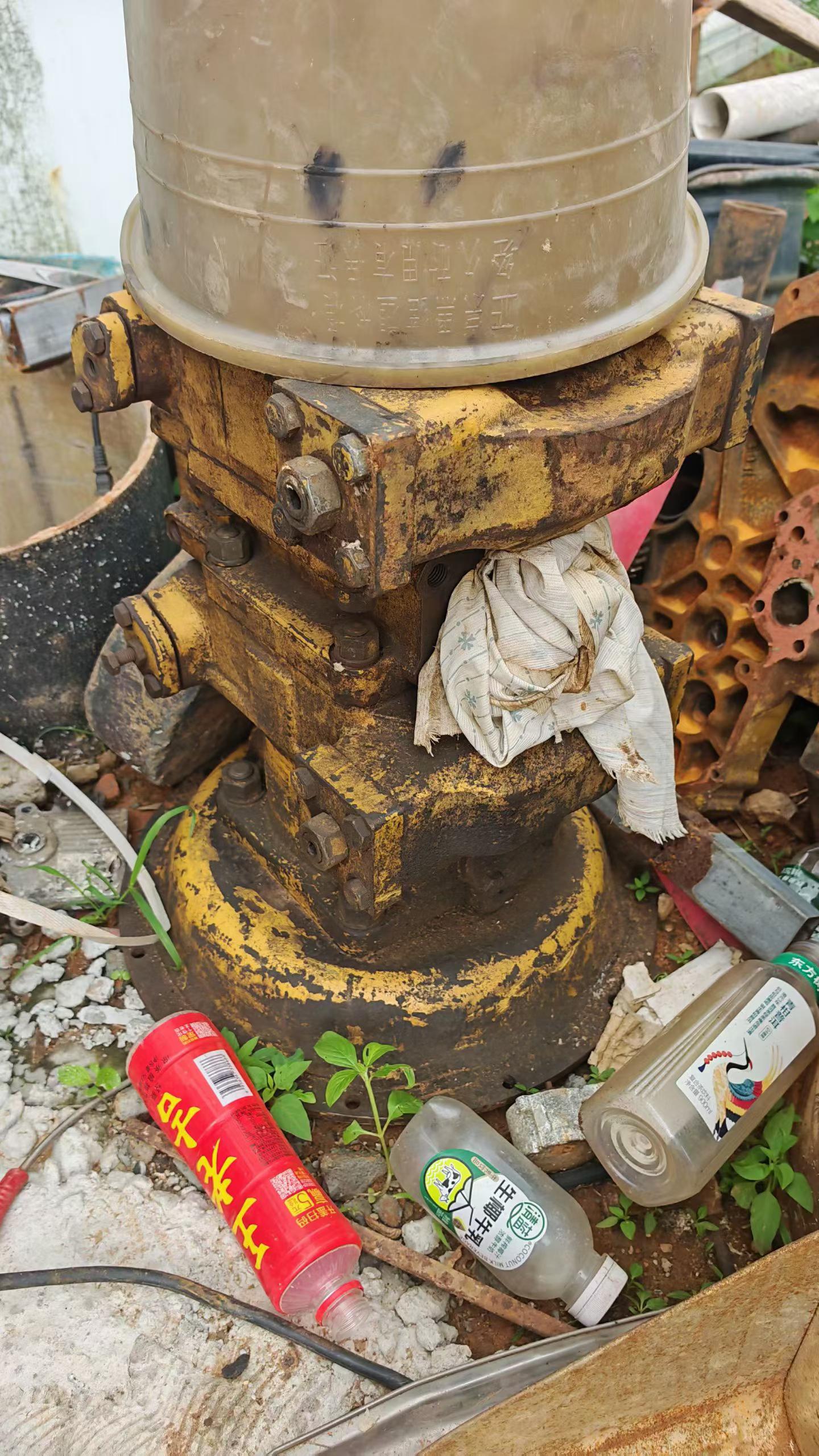 Compre Excavadora Caterpillar 320B Usada / 6