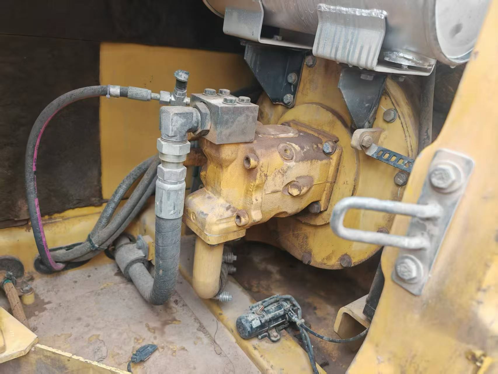 Buy Caterpillar 307B Used Excavator / 2