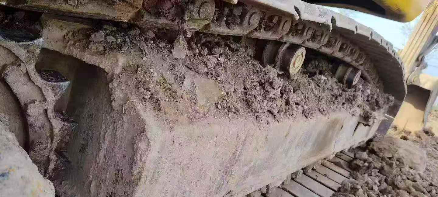 Buy Komatsu PC200-7 Used Excavator / 6