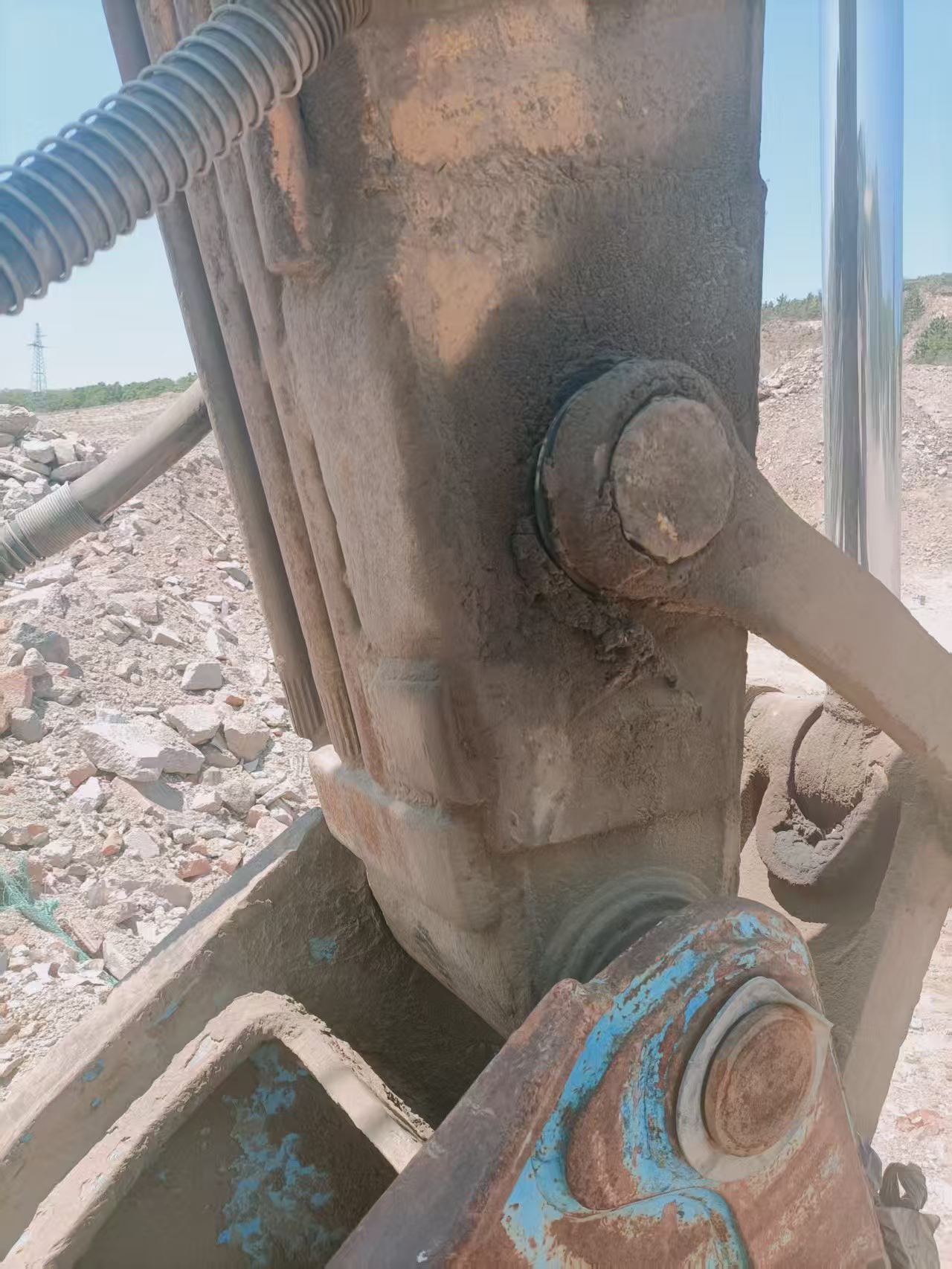 Buy Komatsu PC200-7 Used Excavator / 2
