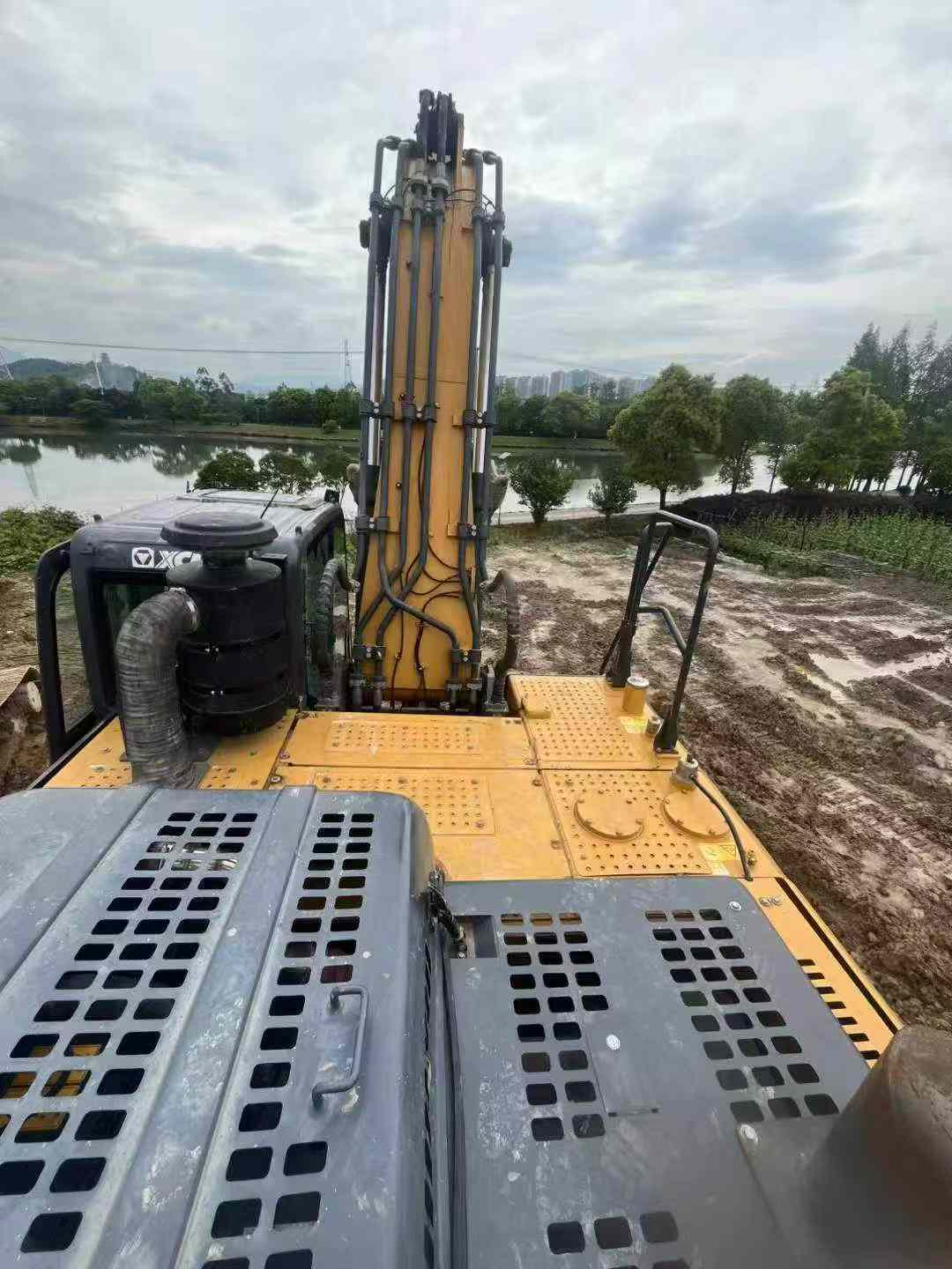 Buy XCMG XE400T Used Excavator / 7