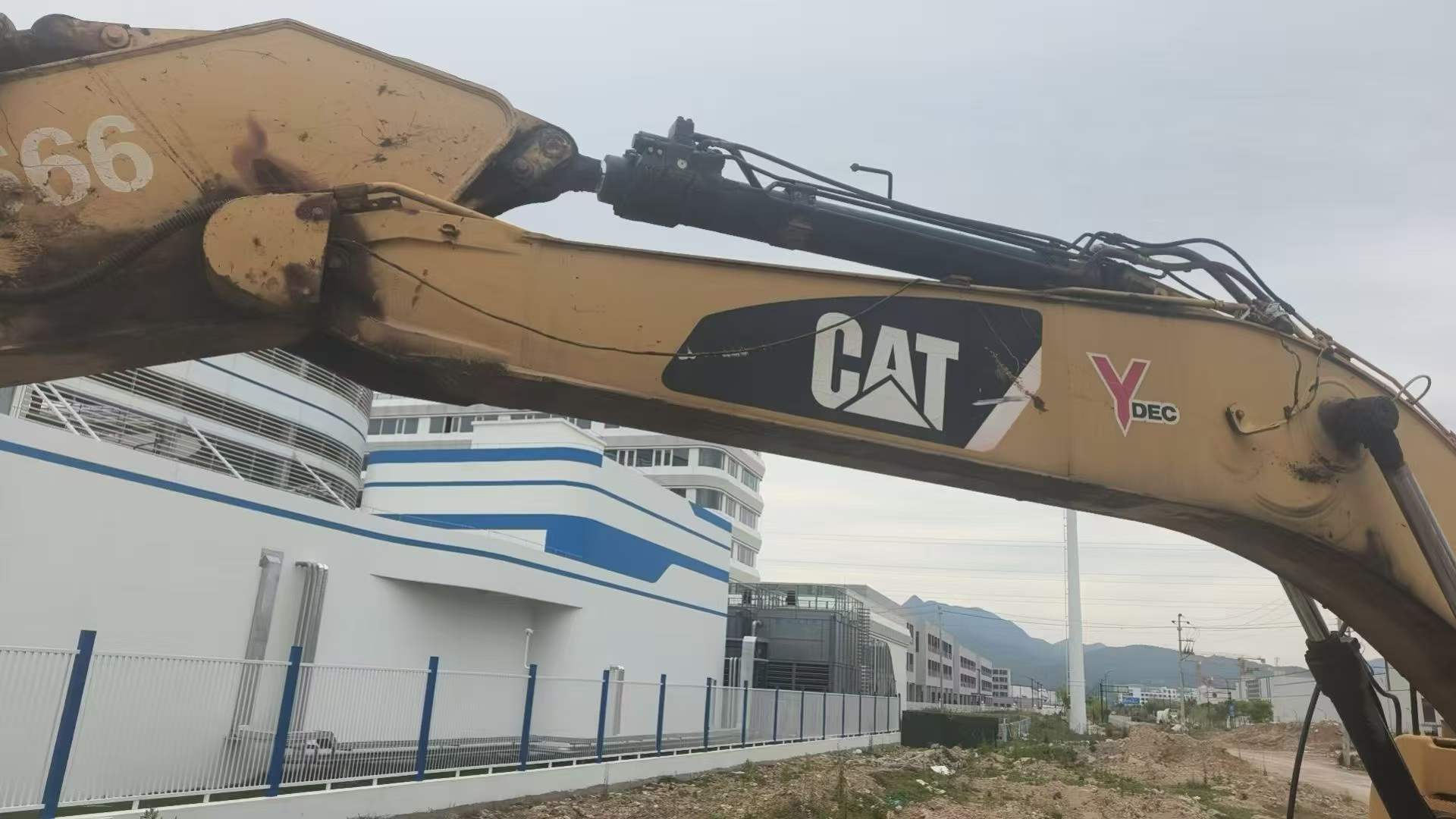 Buy Caterpillar 320A Used Excavator / 7