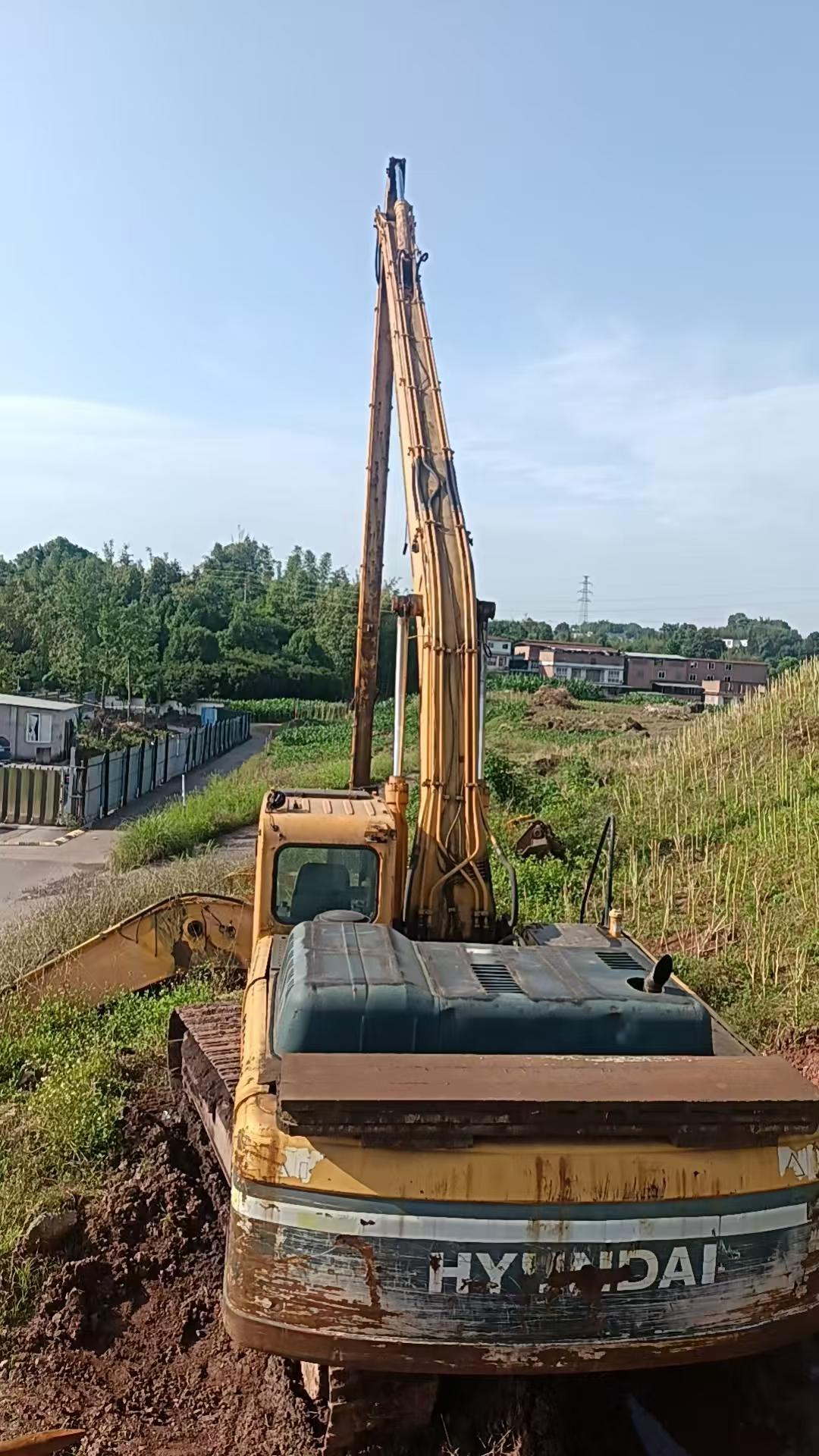 Buy Hyundai R225-7 Used Excavator / 7