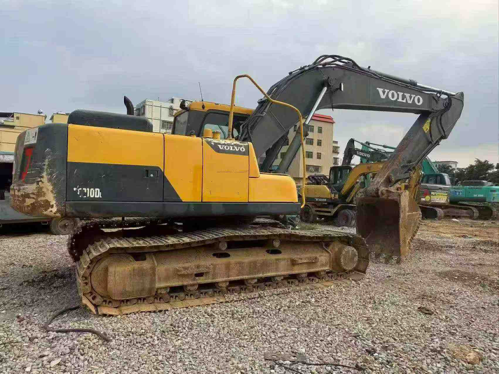 Buy Volvo EC210D Used Excavator / 2