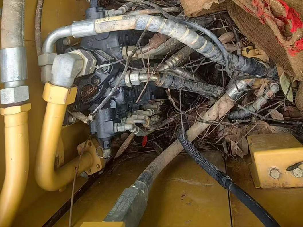 Buy Sany SY75 Used Excavator / 8