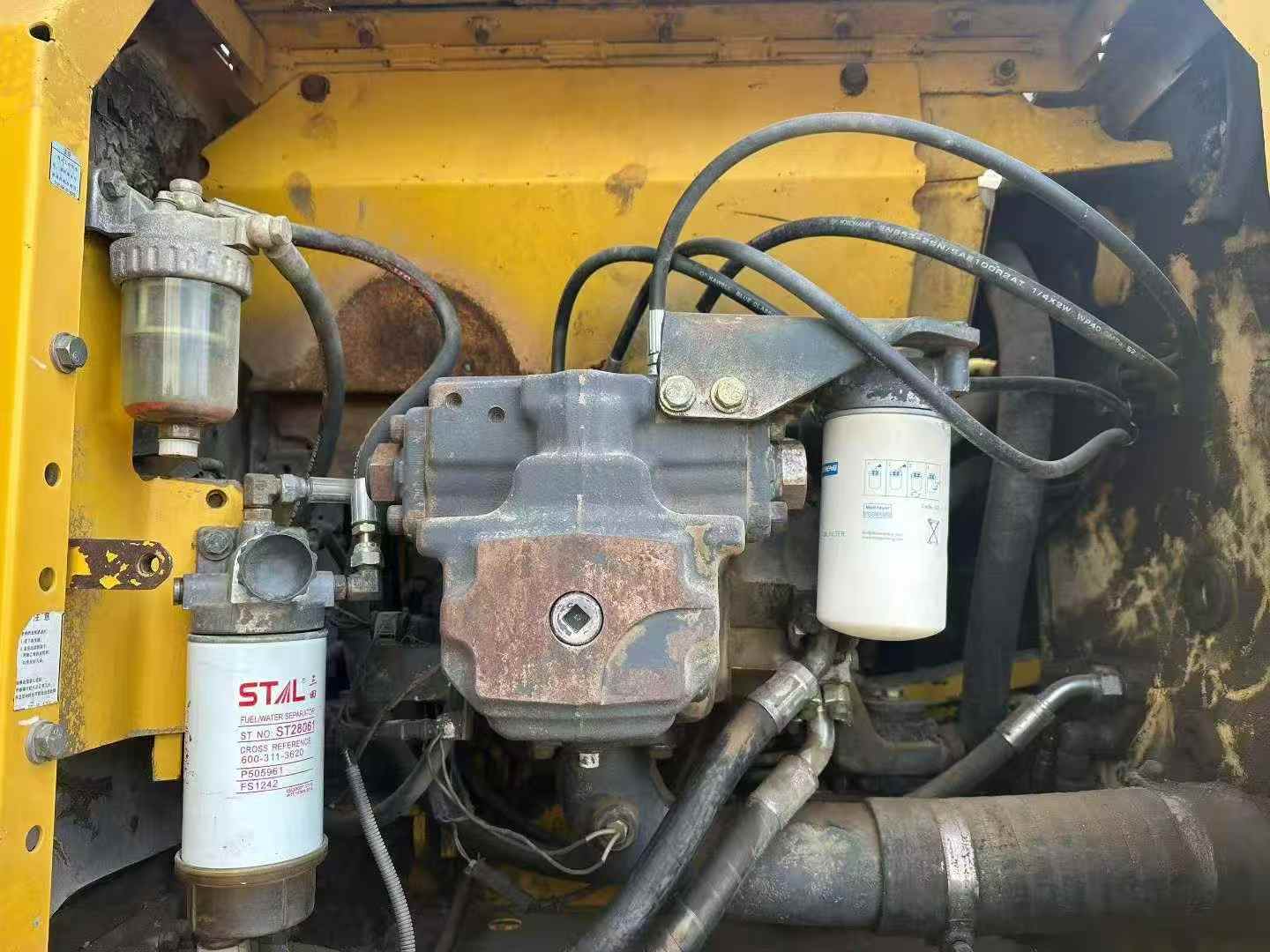 Купить Подержанный Экскаватор Komatsu PC200-8 / 7