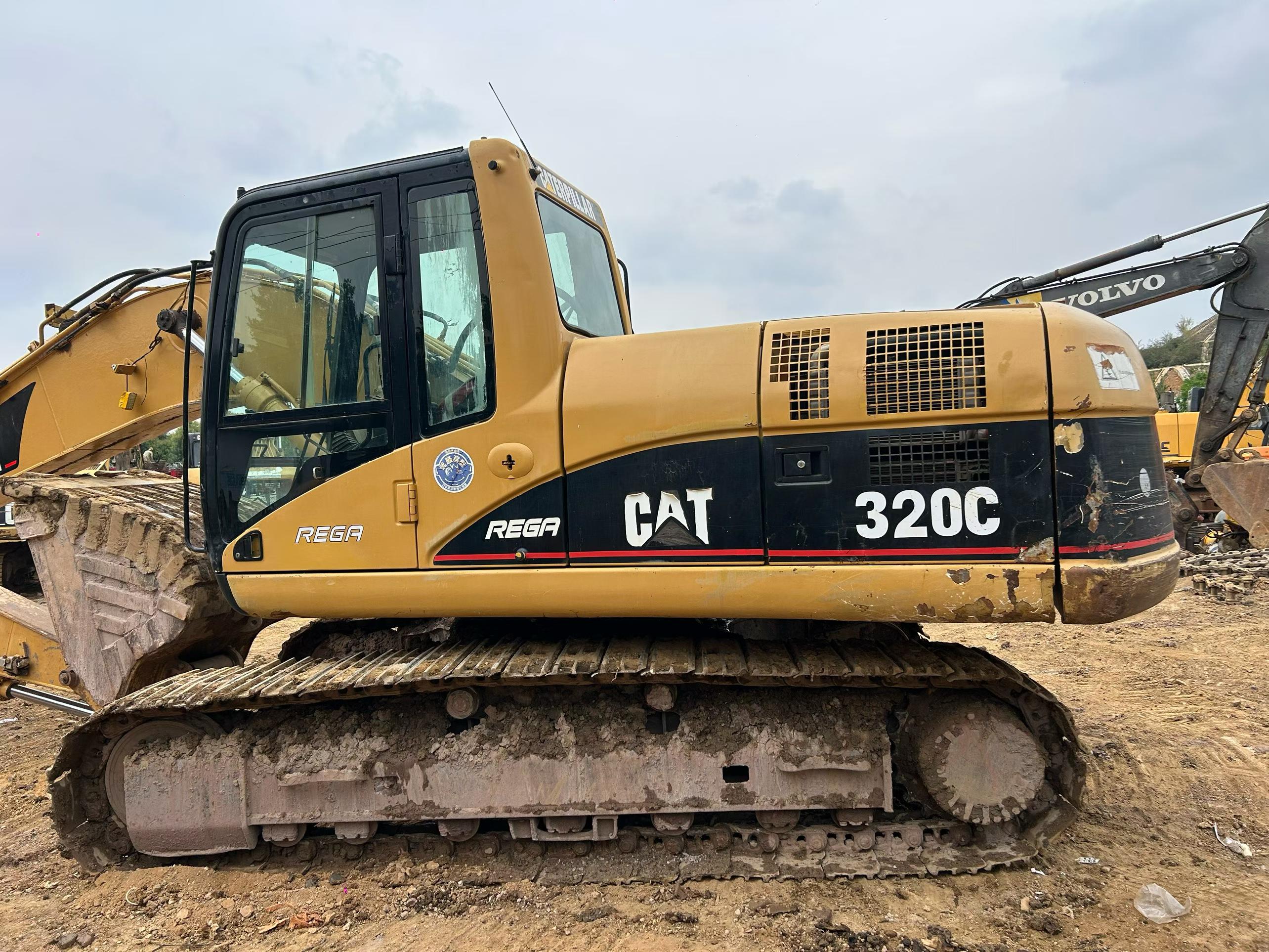 Buy Caterpillar 320C Used Excavator / 5