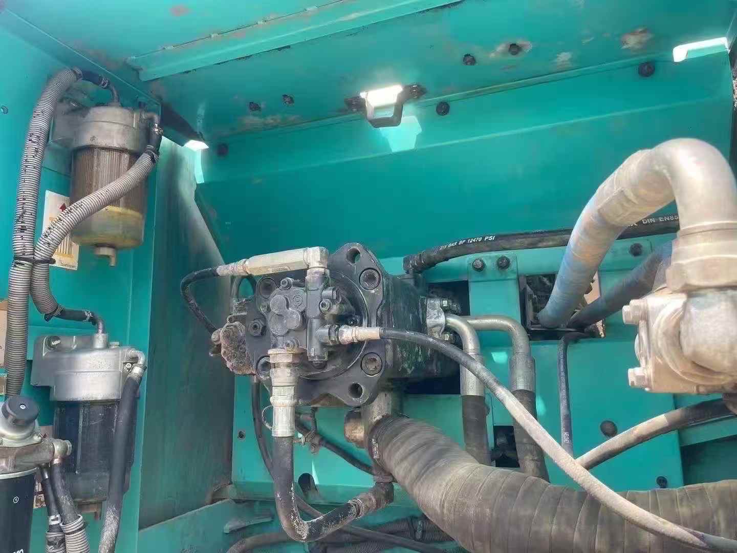 Buy Kobelco SK260 Used Excavator / 6