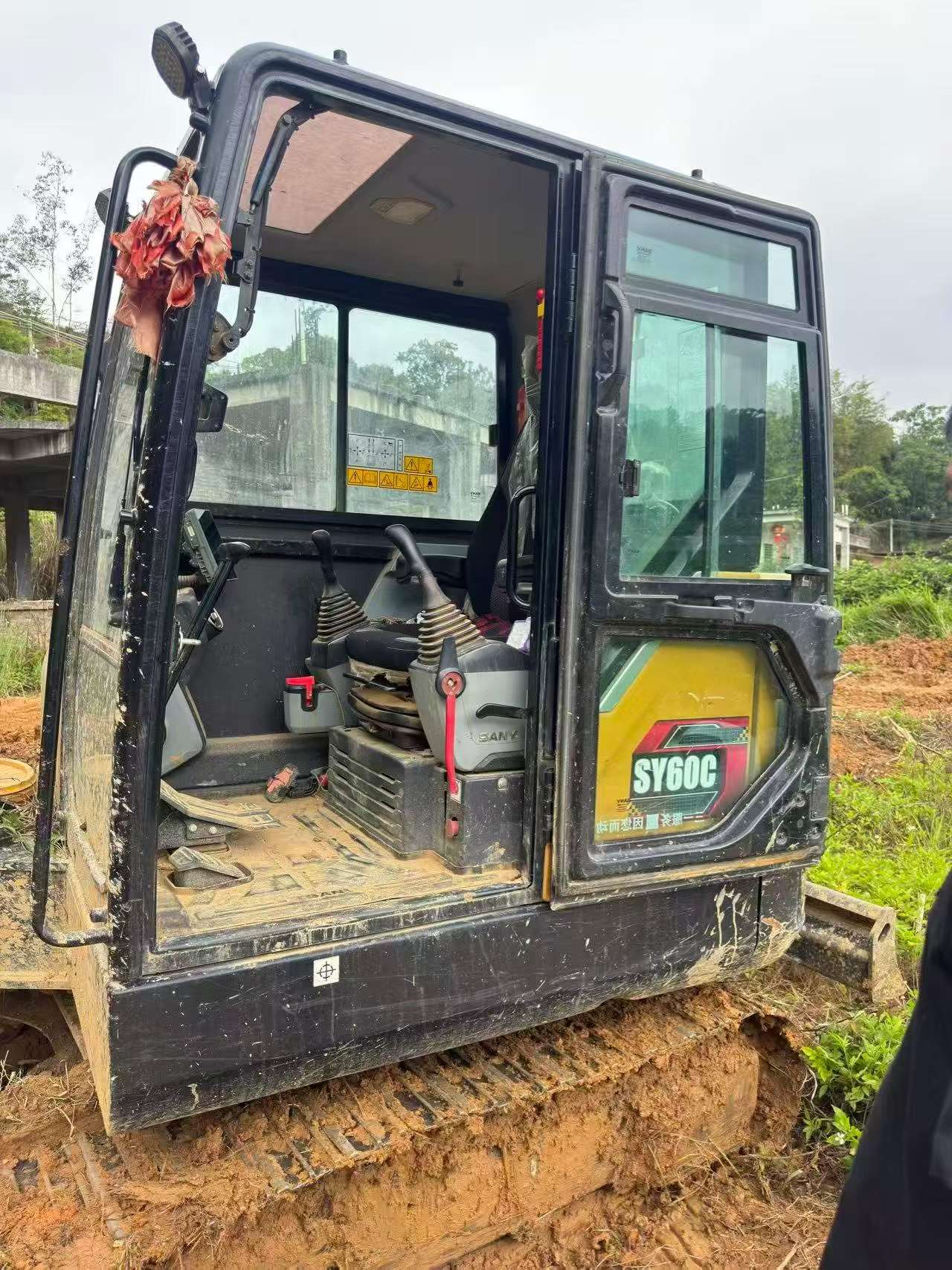 Buy Sany SY60 Used Excavator / 3