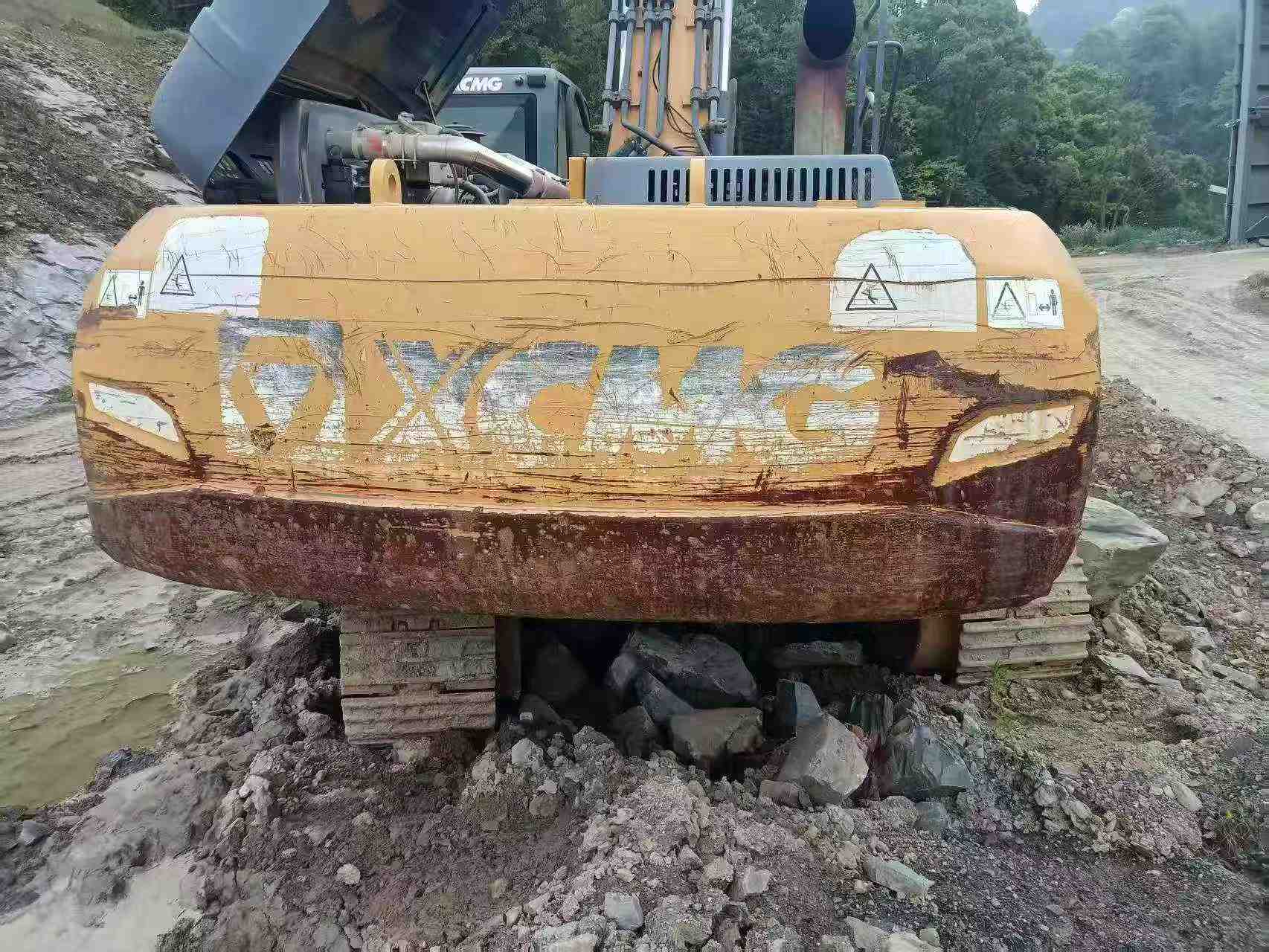 Buy XCMG XE370 Used Excavator / 8