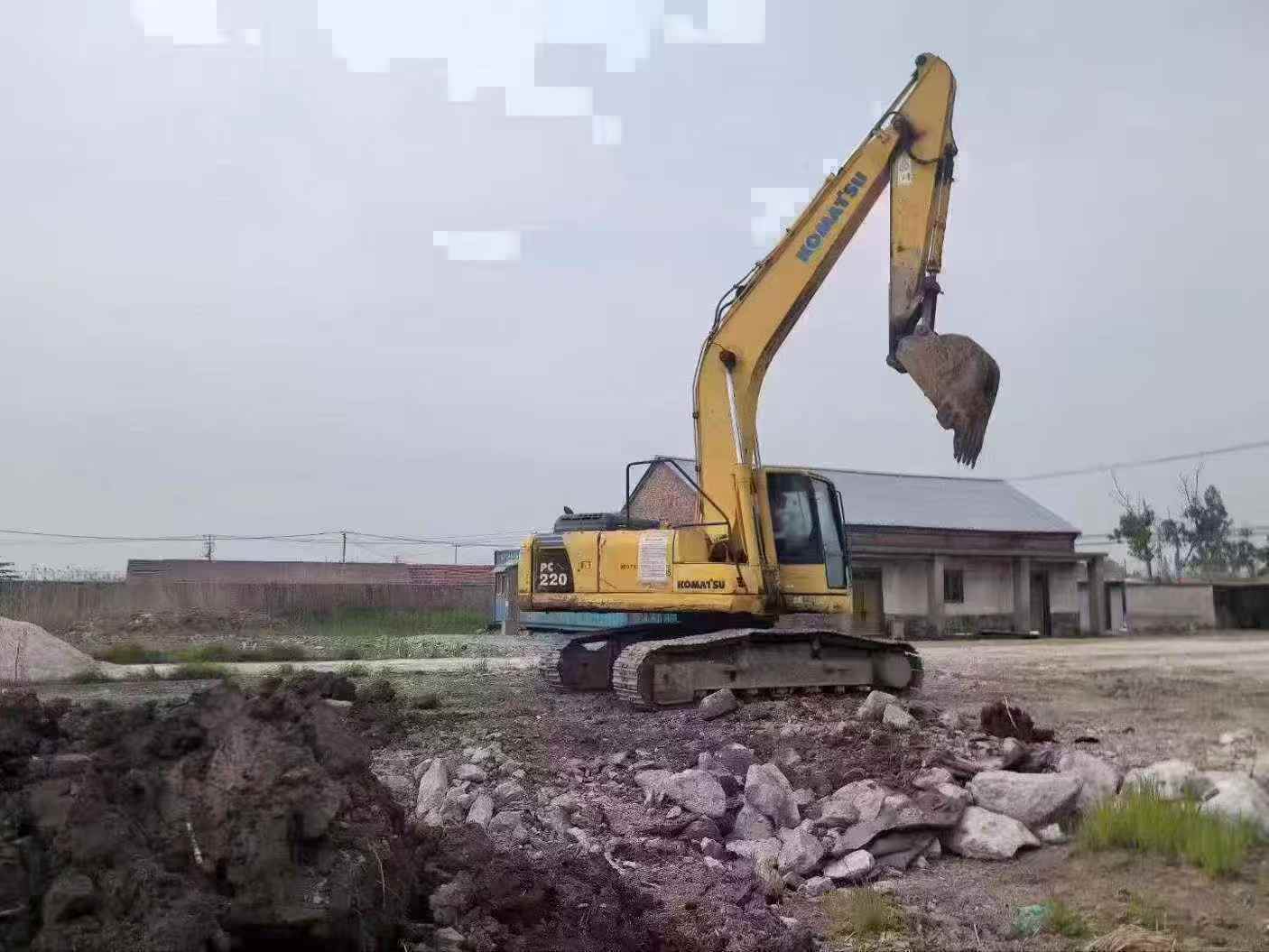 Buy Komatsu PC200-8 Used Excavator / 2