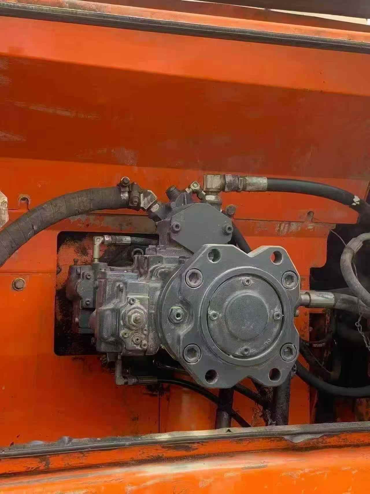 Buy Doosan DH220-3 Used Excavator / 8