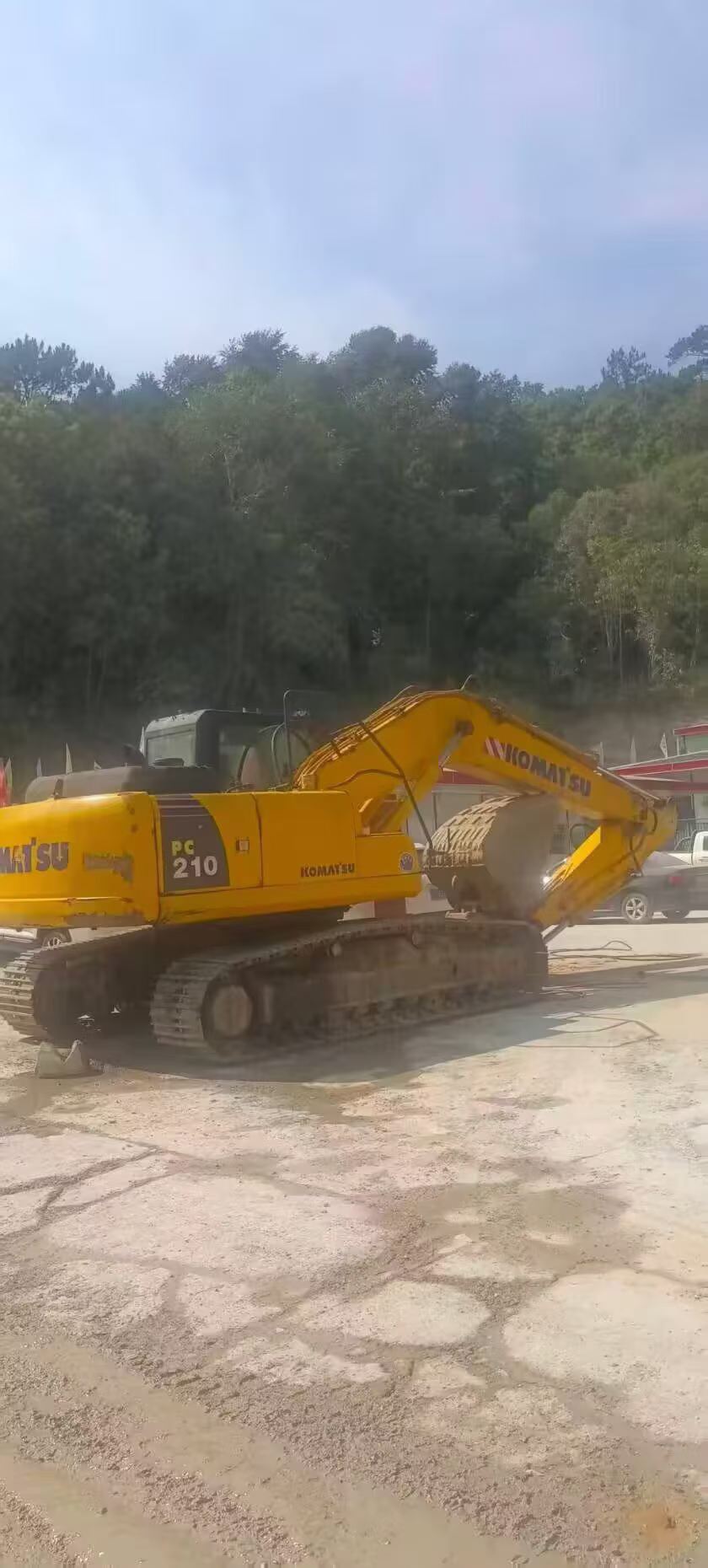 Buy Komatsu PC210-8 Used Excavator / 2