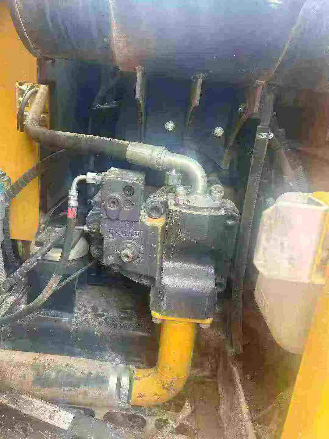 Buy Sany SY70C Used Excavator / 4